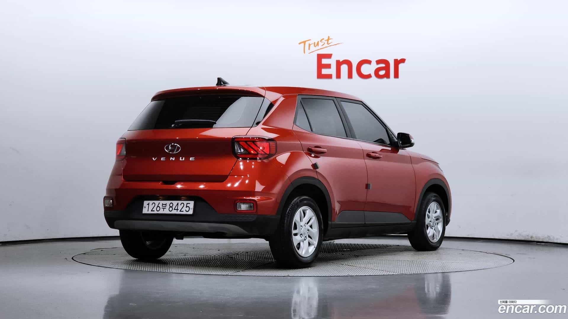 Venue Hyundai 2019.11-OUTER-002