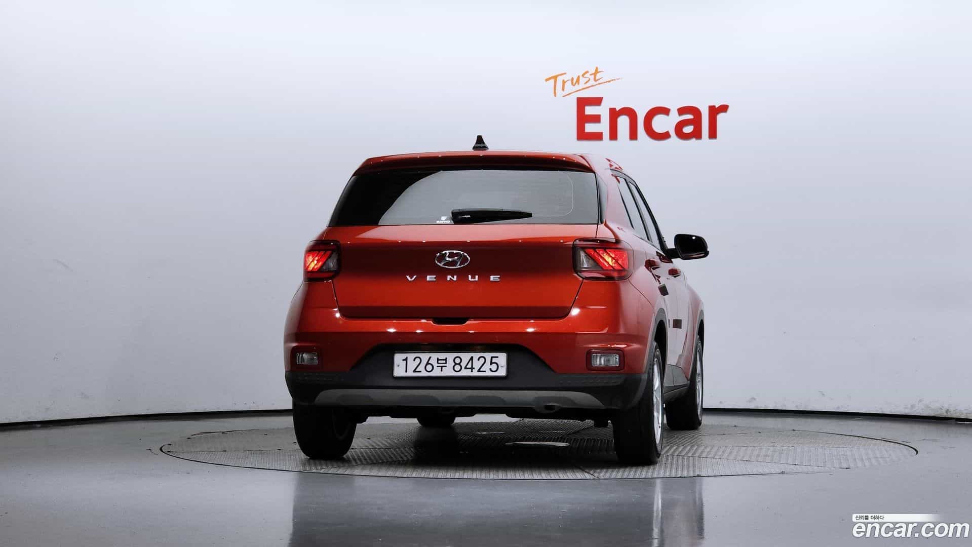 Venue Hyundai 2019.11-OUTER-004