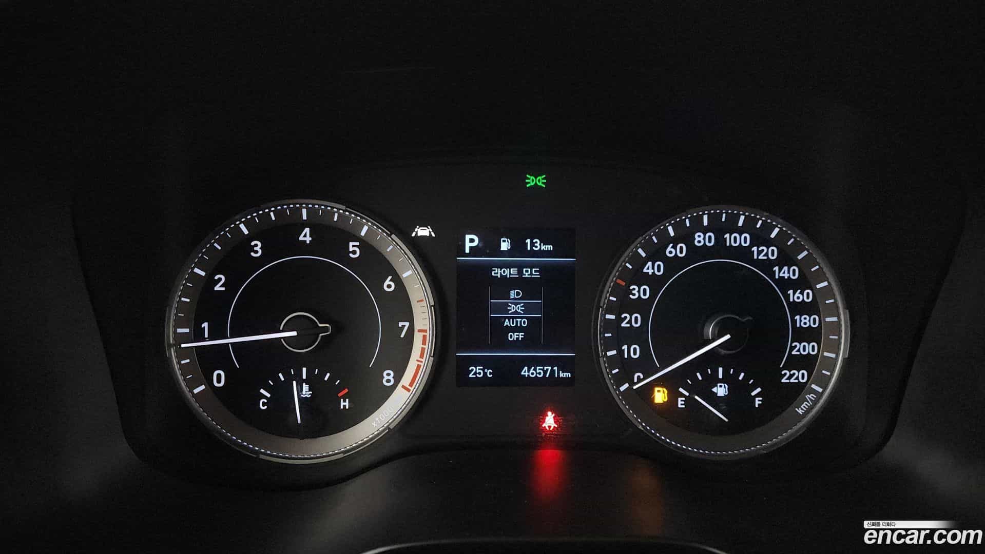 Venue Hyundai 2019.11-INNER-008