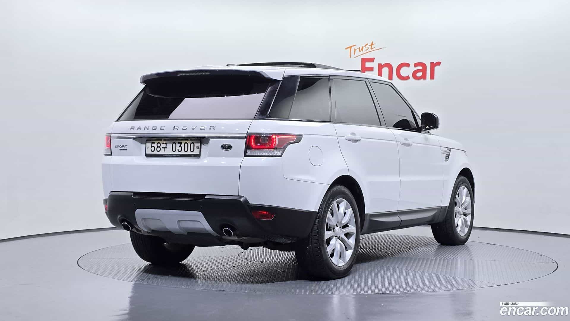 Range Rover Sport Land Rover 2016.3-OUTER-002