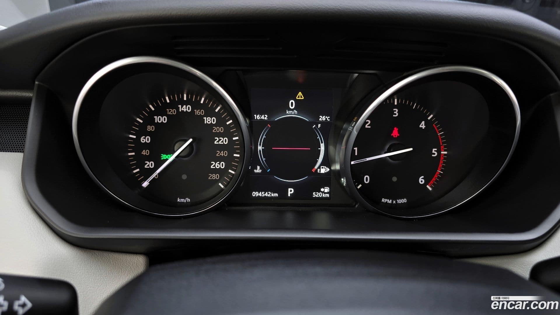 Main__Slider__Photo:Range Rover Sport Land Rover 2016.3-7