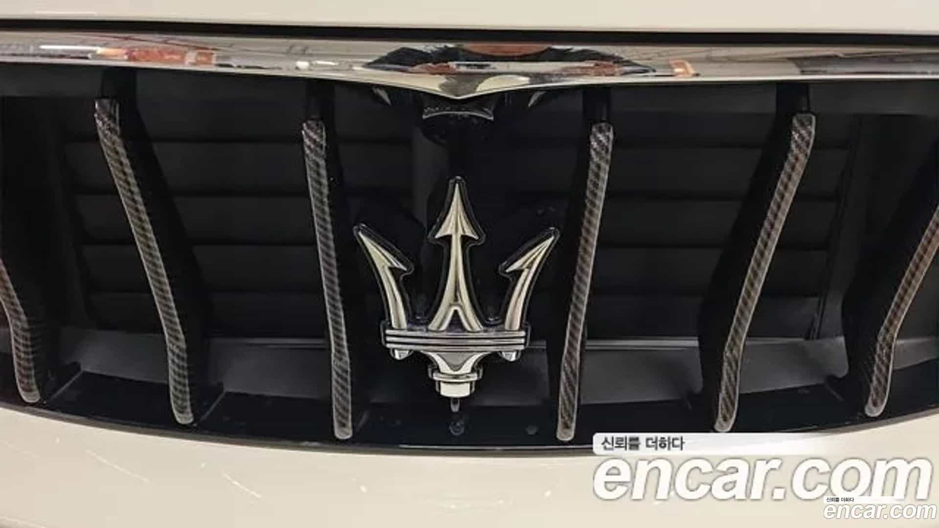 Levante Maserati 2019.6-OPTION-020