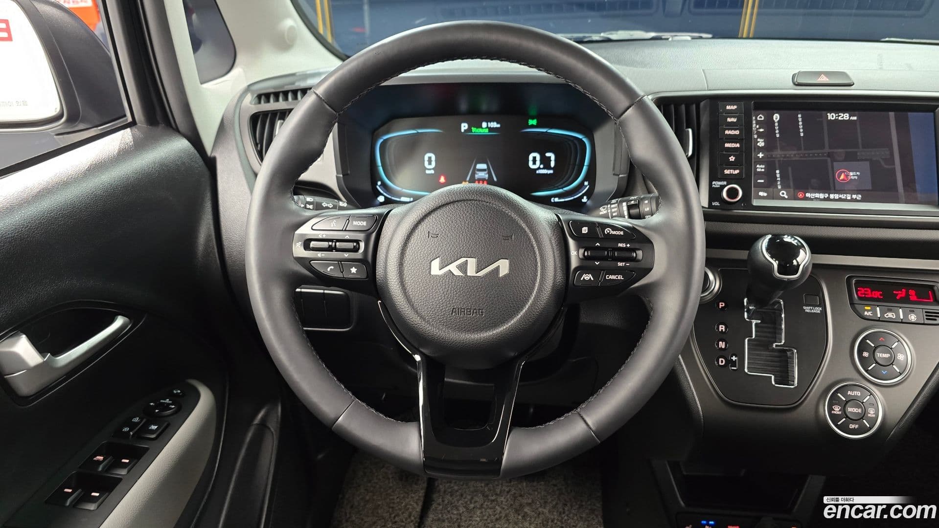 Main__Slider__Photo:RAY Kia 2024.0-12