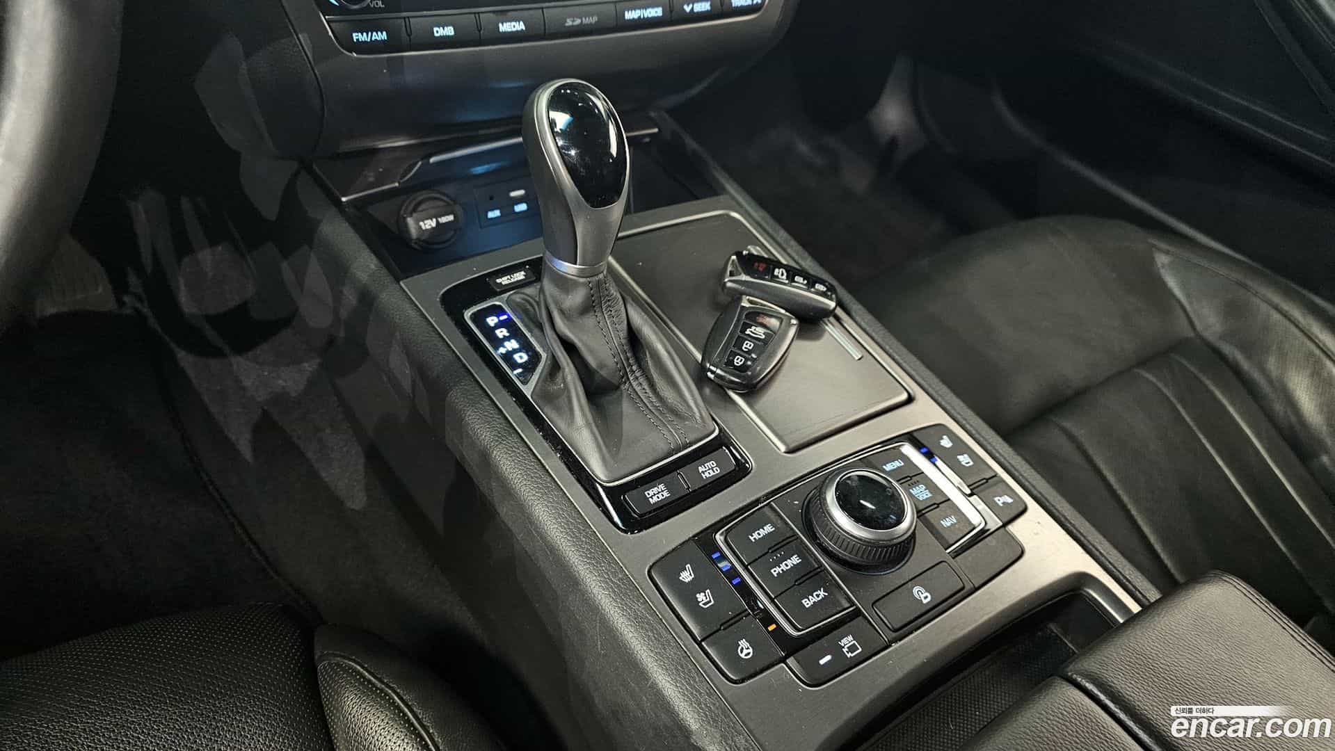 Genesis Hyundai 2016.2-INNER-009