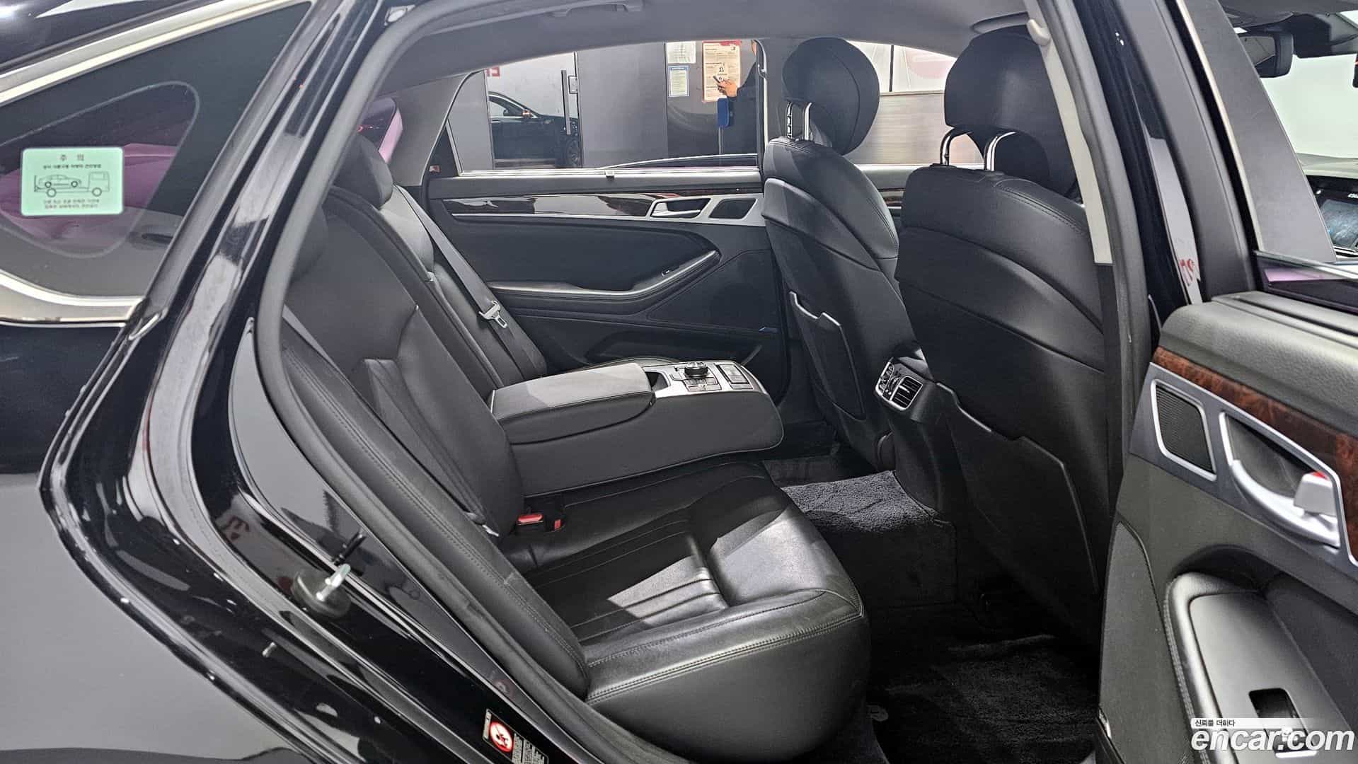 Genesis Hyundai 2016.2-OPTION-016