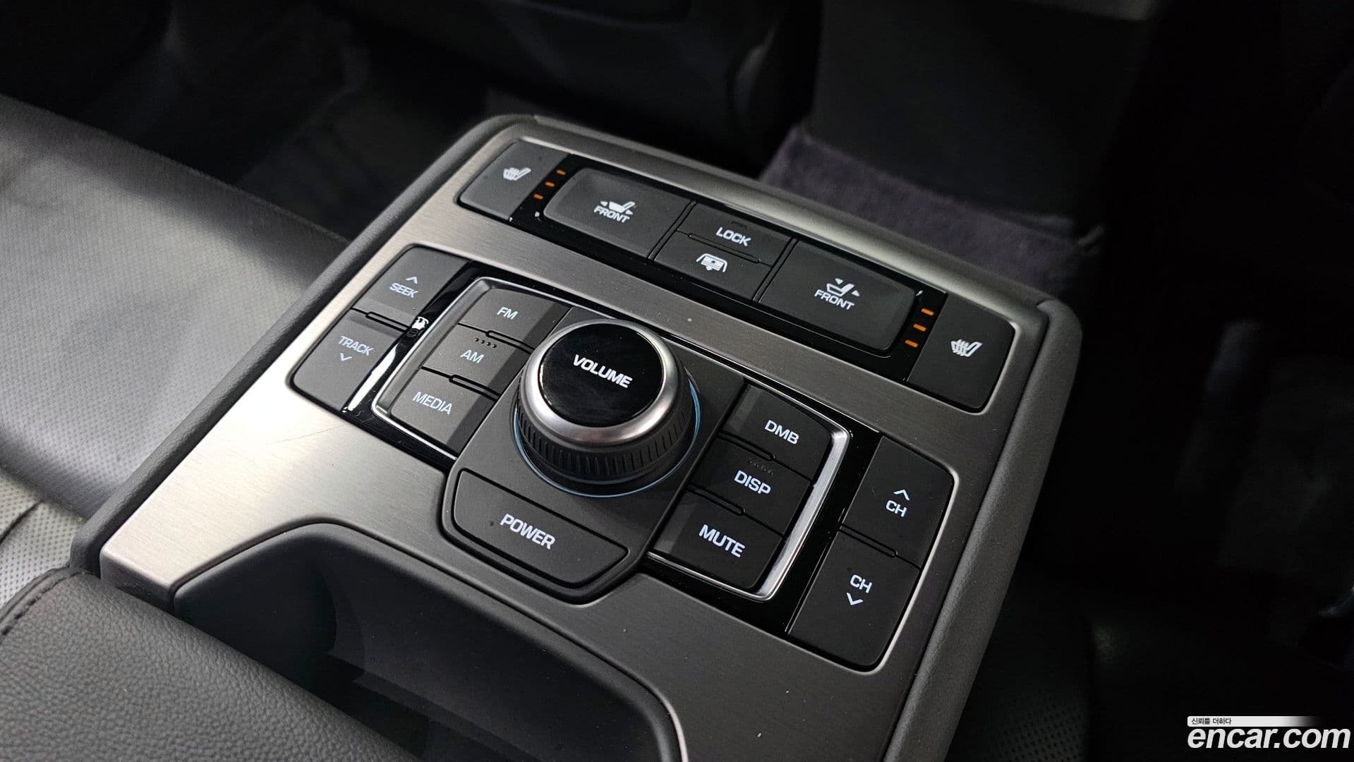 Main__Slider__Photo:Genesis Hyundai 2016.2-18