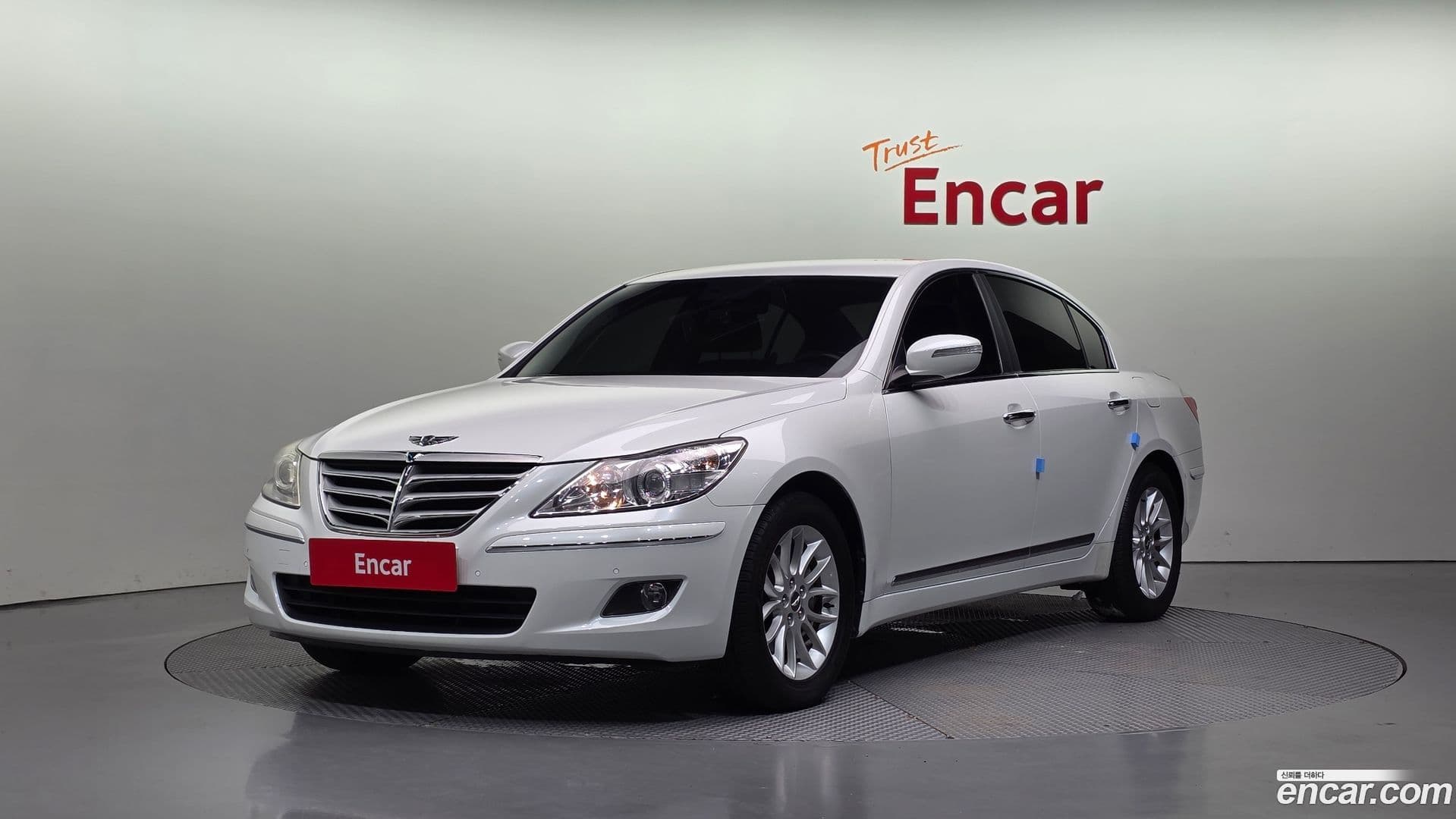 Main__Slider__Photo:Genesis Hyundai 2010.4-0