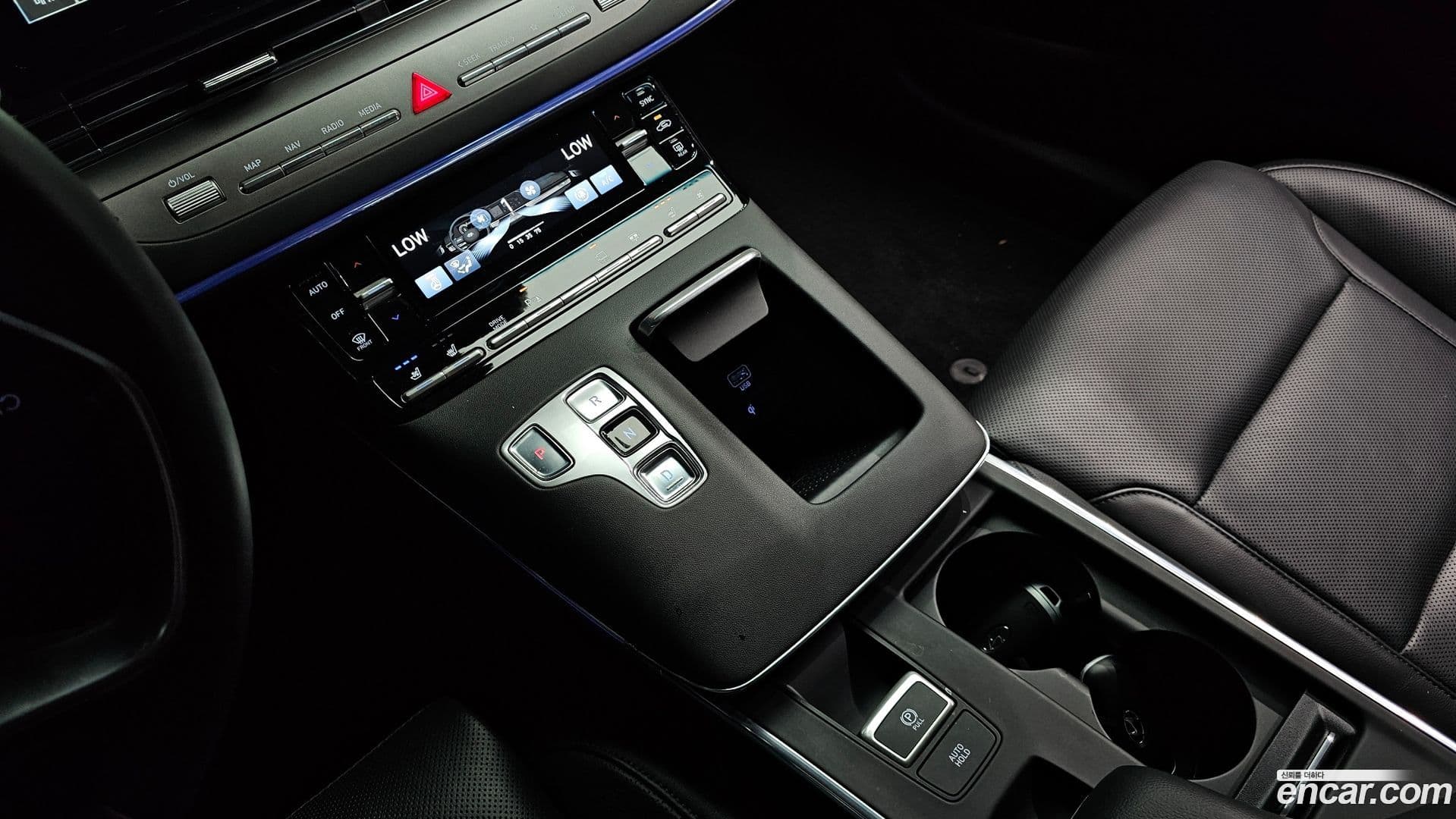 Main__Slider__Photo:Grandeur Hyundai 2021.6-8