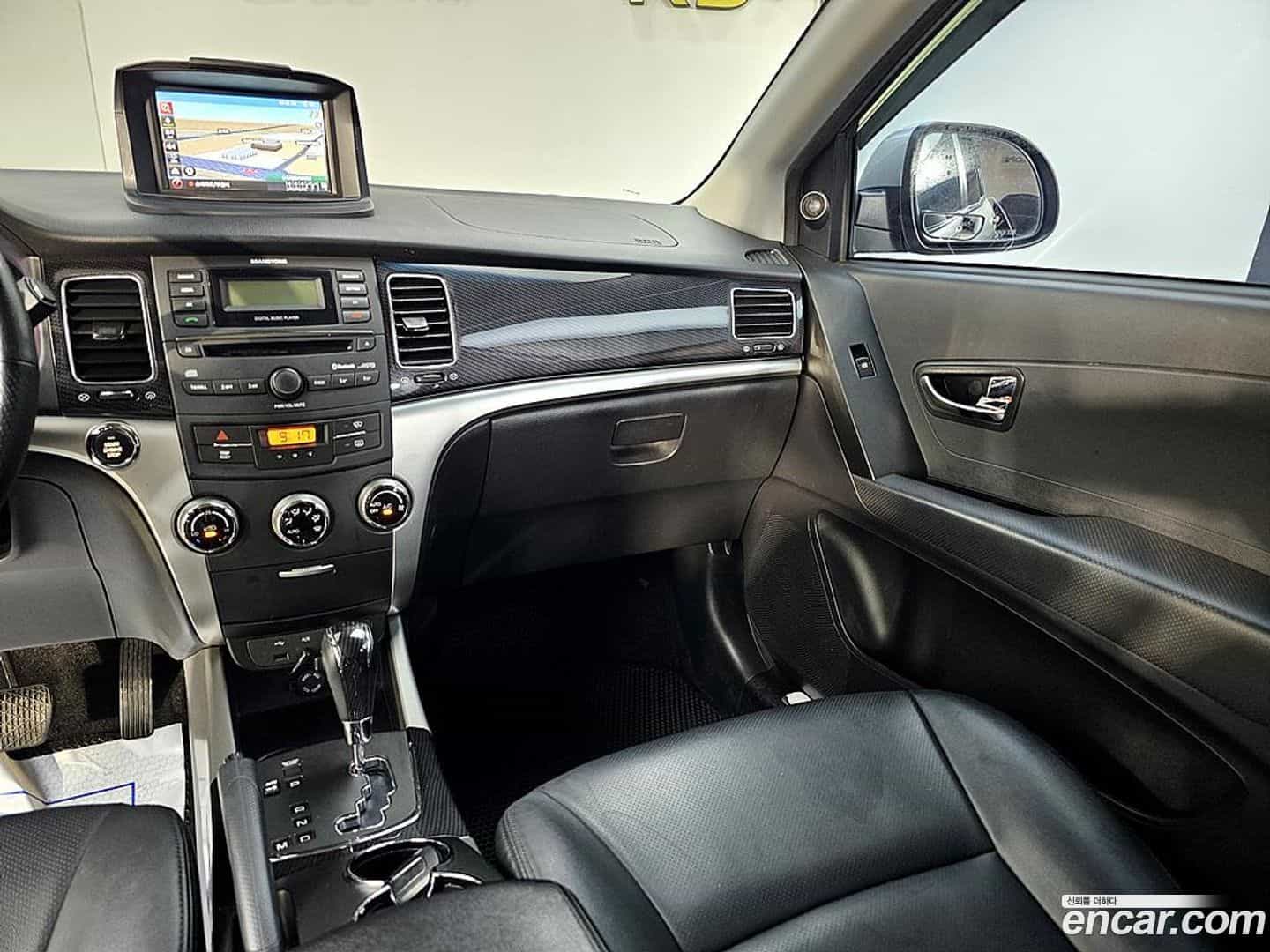 KORANDO KG_Mobility_Ssangyong 2013.1-INNER-010