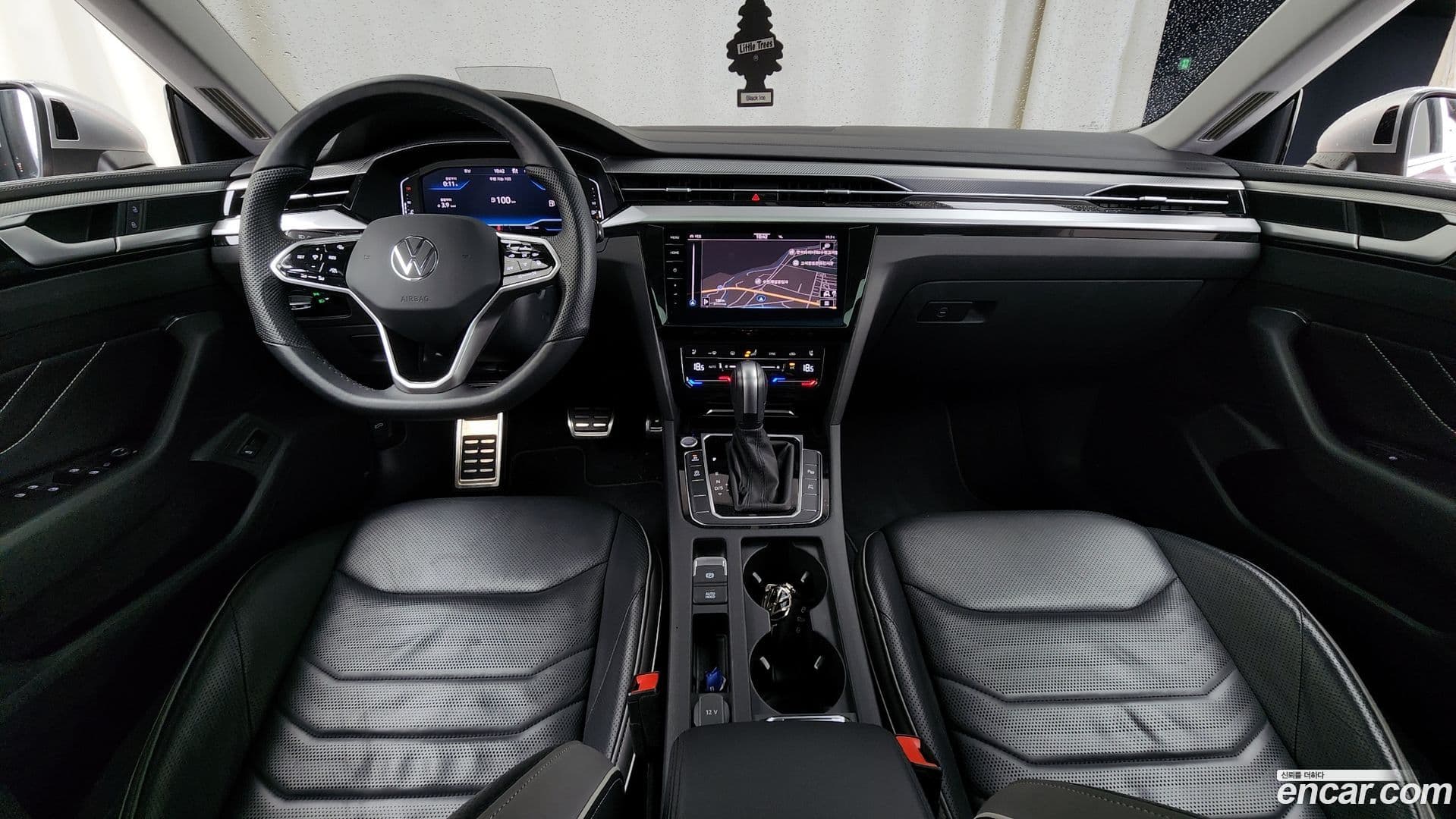 Main__Slider__Photo:Arteon Volkswagen 2023.10-6