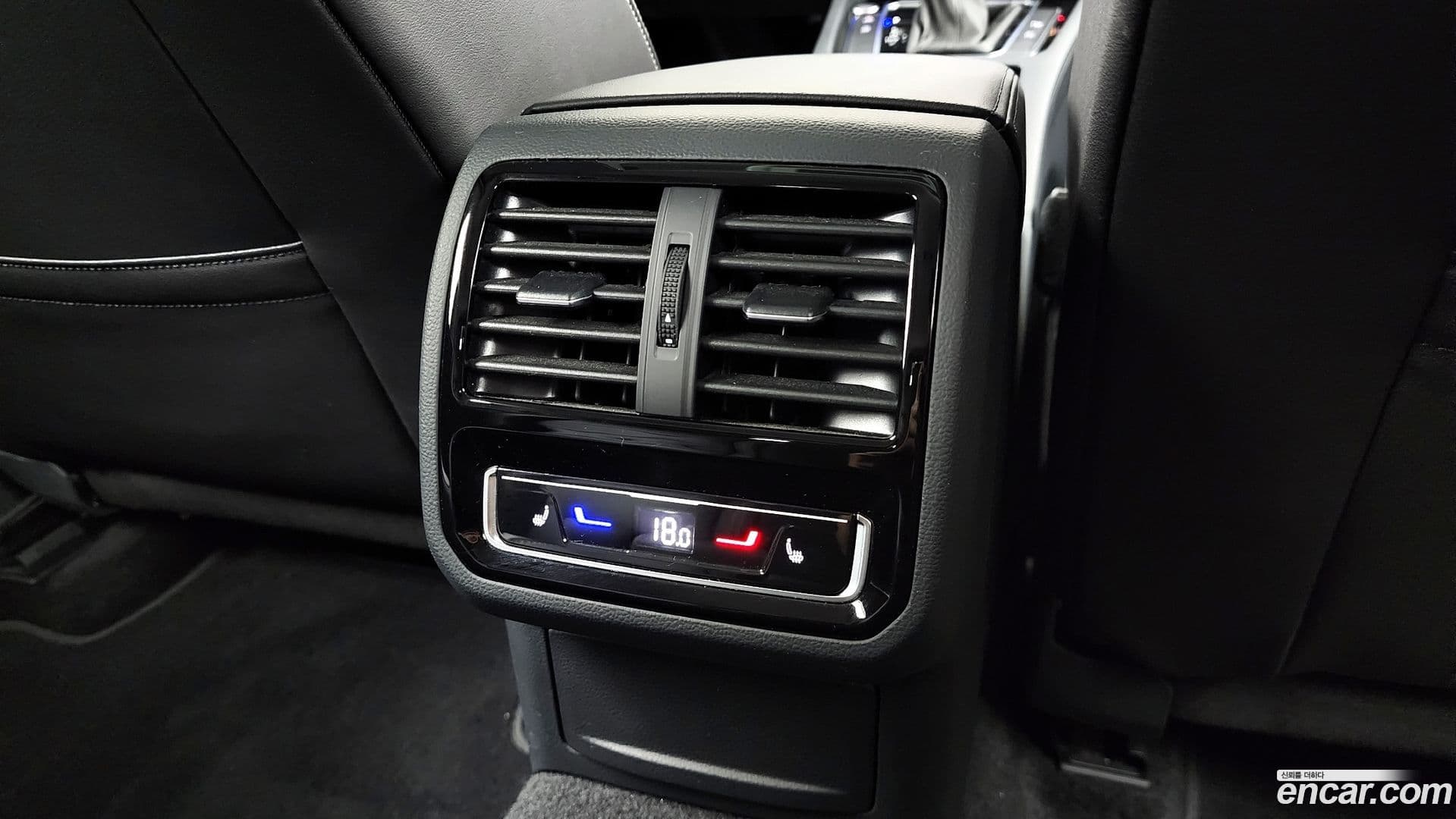 Main__Slider__Photo:Arteon Volkswagen 2023.10-18