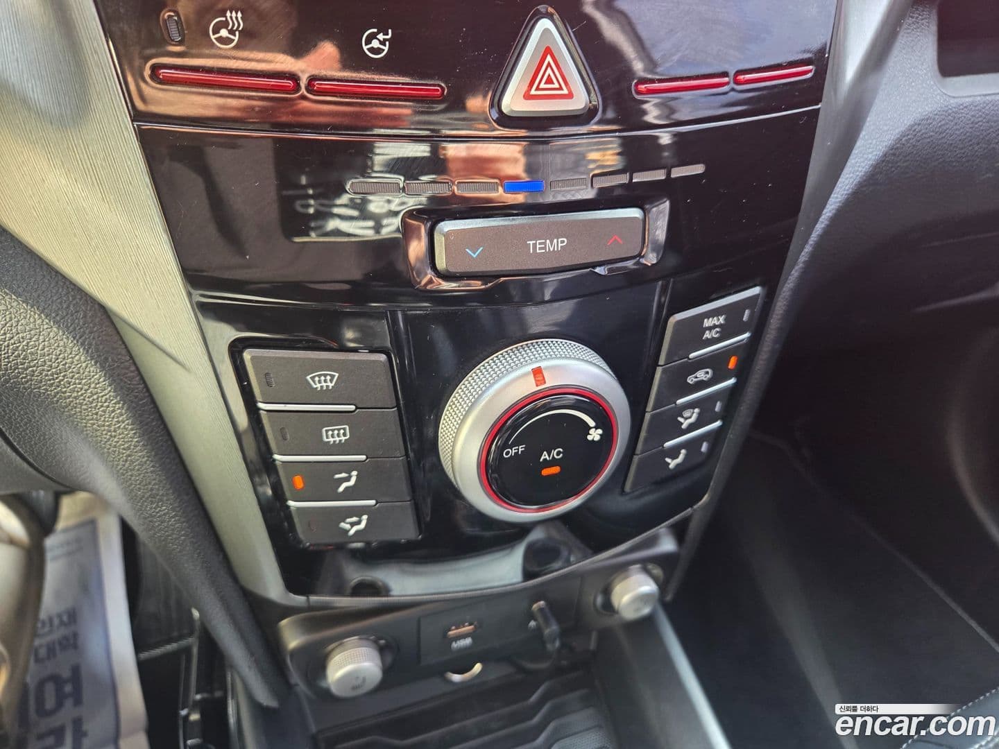 Main__Slider__Photo:TIBOLI KG Mobility 2017.9-10