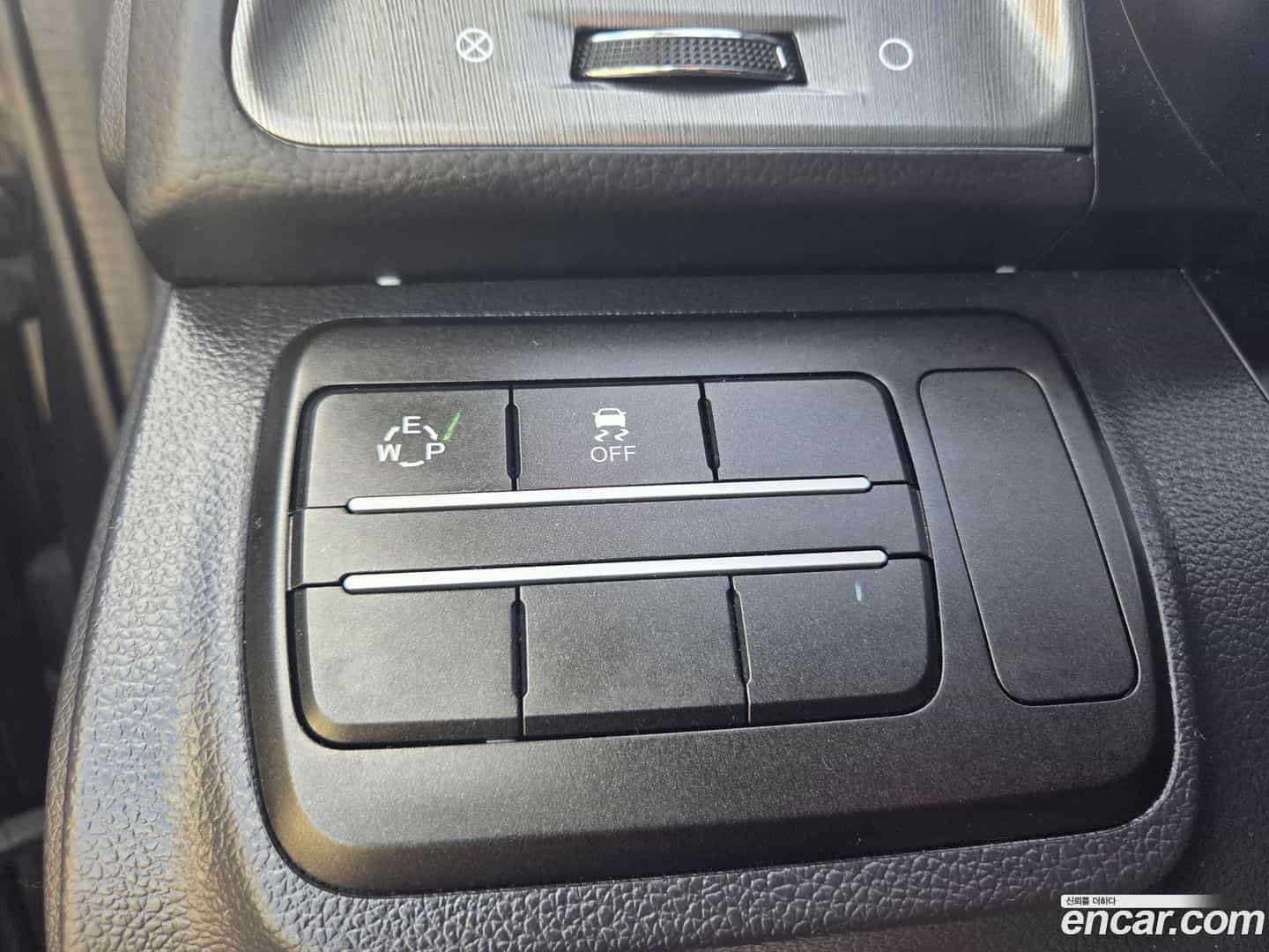 TIBOLI KG Mobility 2017.9-OPTION-018