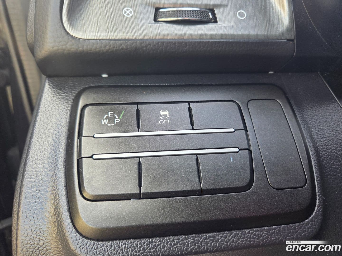 Main__Slider__Photo:TIBOLI KG Mobility 2017.9-13