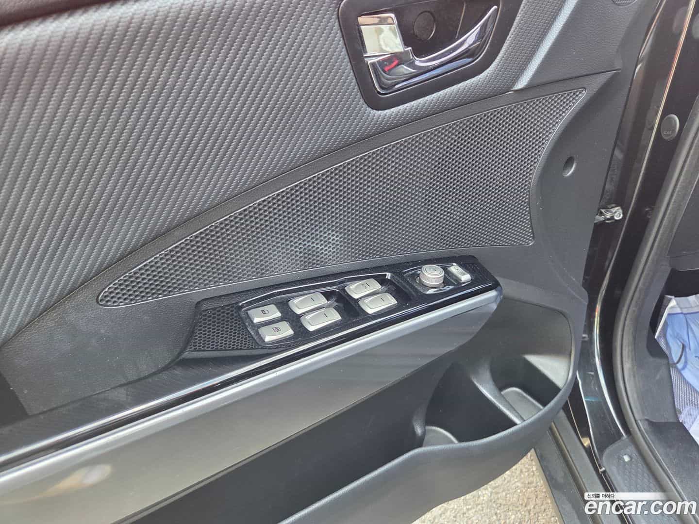 TIBOLI KG Mobility 2017.9-OPTION-022