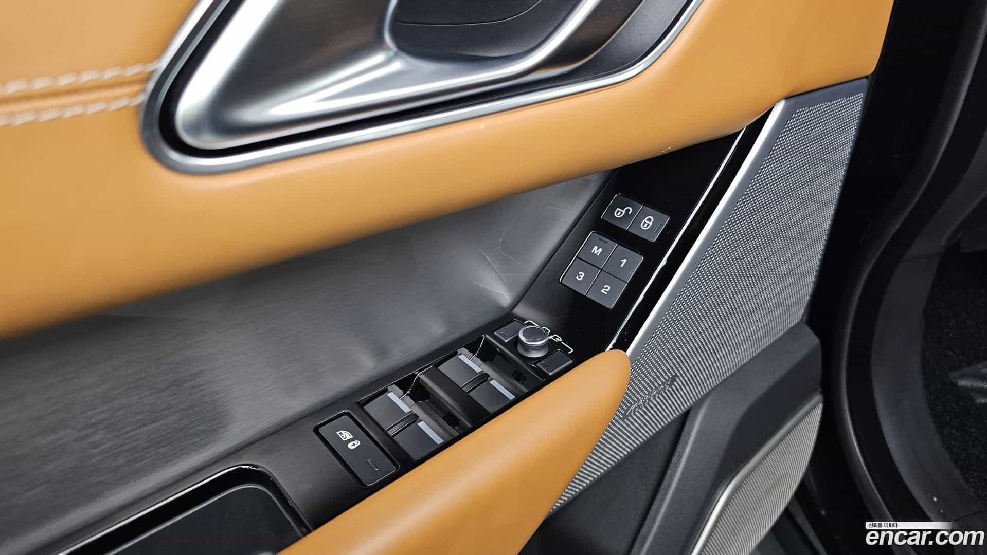 Range Rover Velar Land Rover 2019.3-OPTION-021