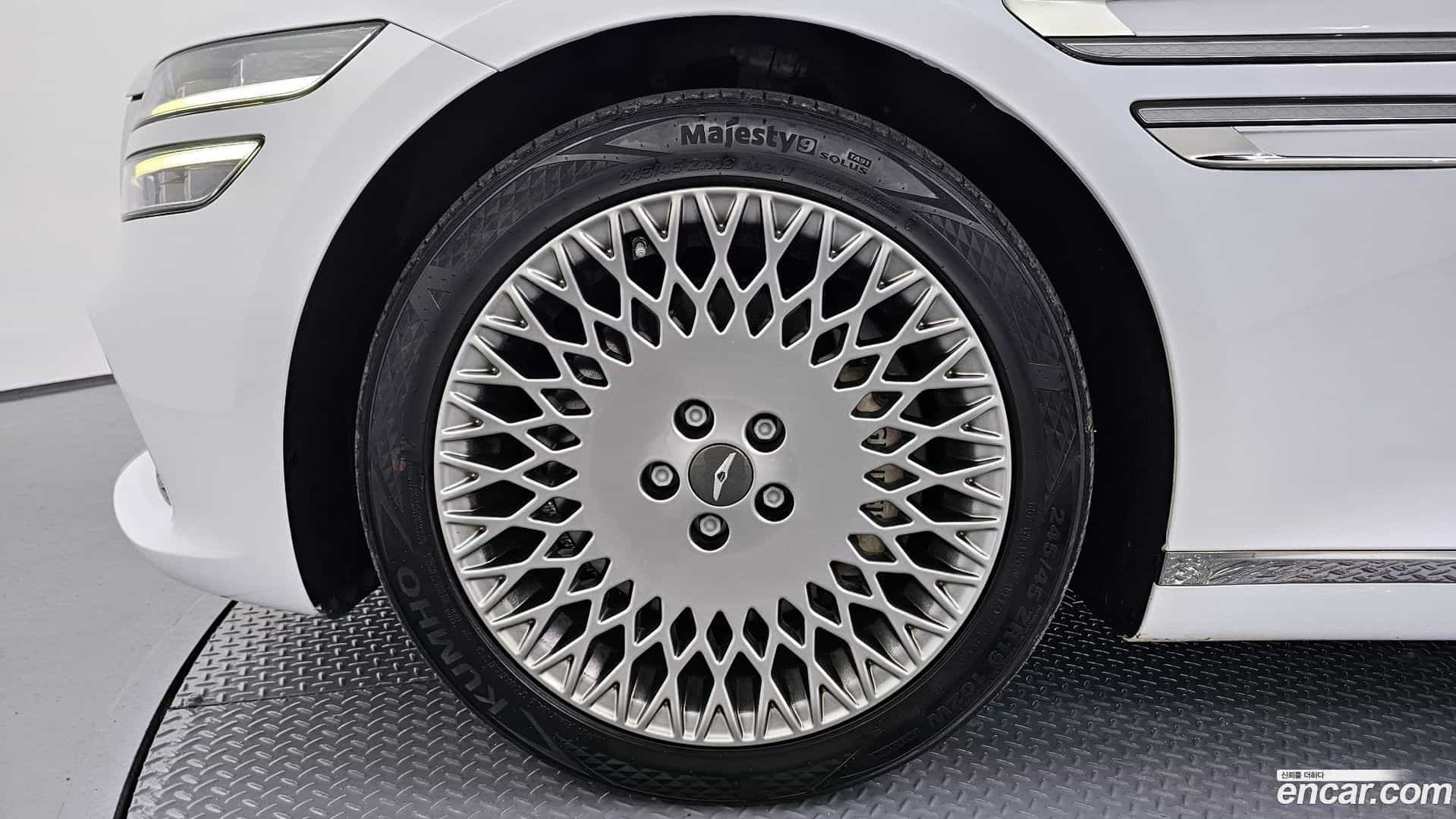 G80 Genesis 2022.2-OUTER-005