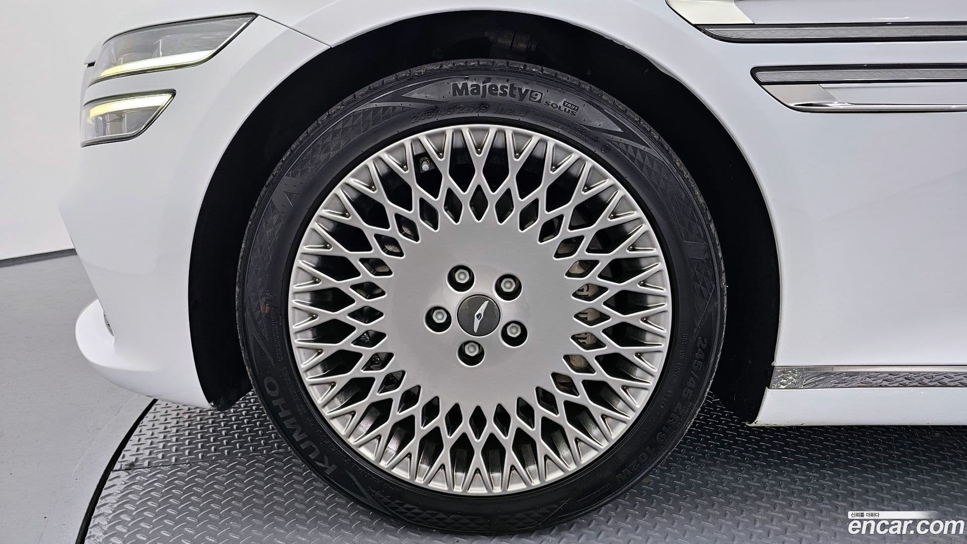 Main__Slider__Photo:G80 Genesis 2022.2-4