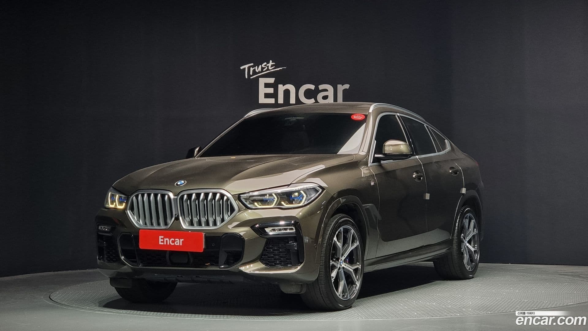 Main__Slider__Photo:X6 BMW 2021.5-0