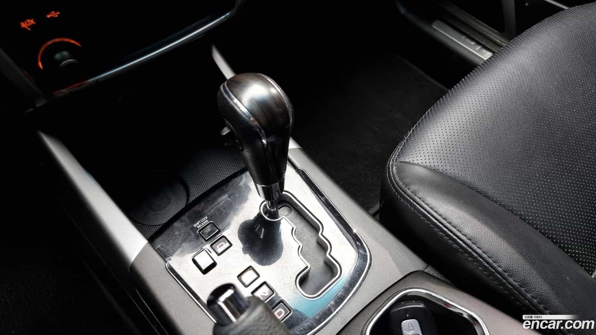 KORANDO KG_Mobility_Ssangyong 2013.9-INNER-009