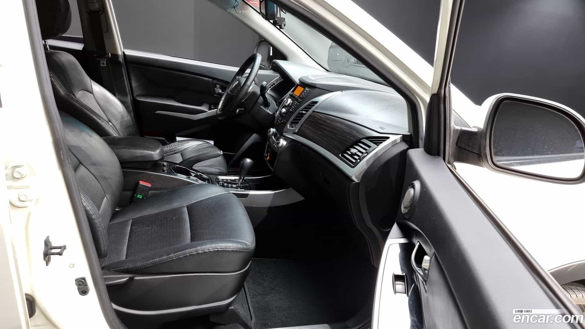 KORANDO KG_Mobility_Ssangyong 2013.9-INNER-010