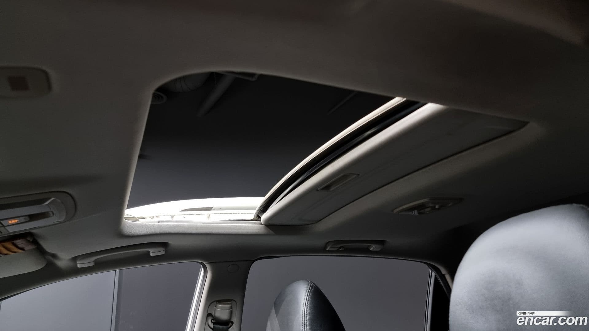 Main__Slider__Photo:KORANDO KG_Mobility_Ssangyong 2013.9-18