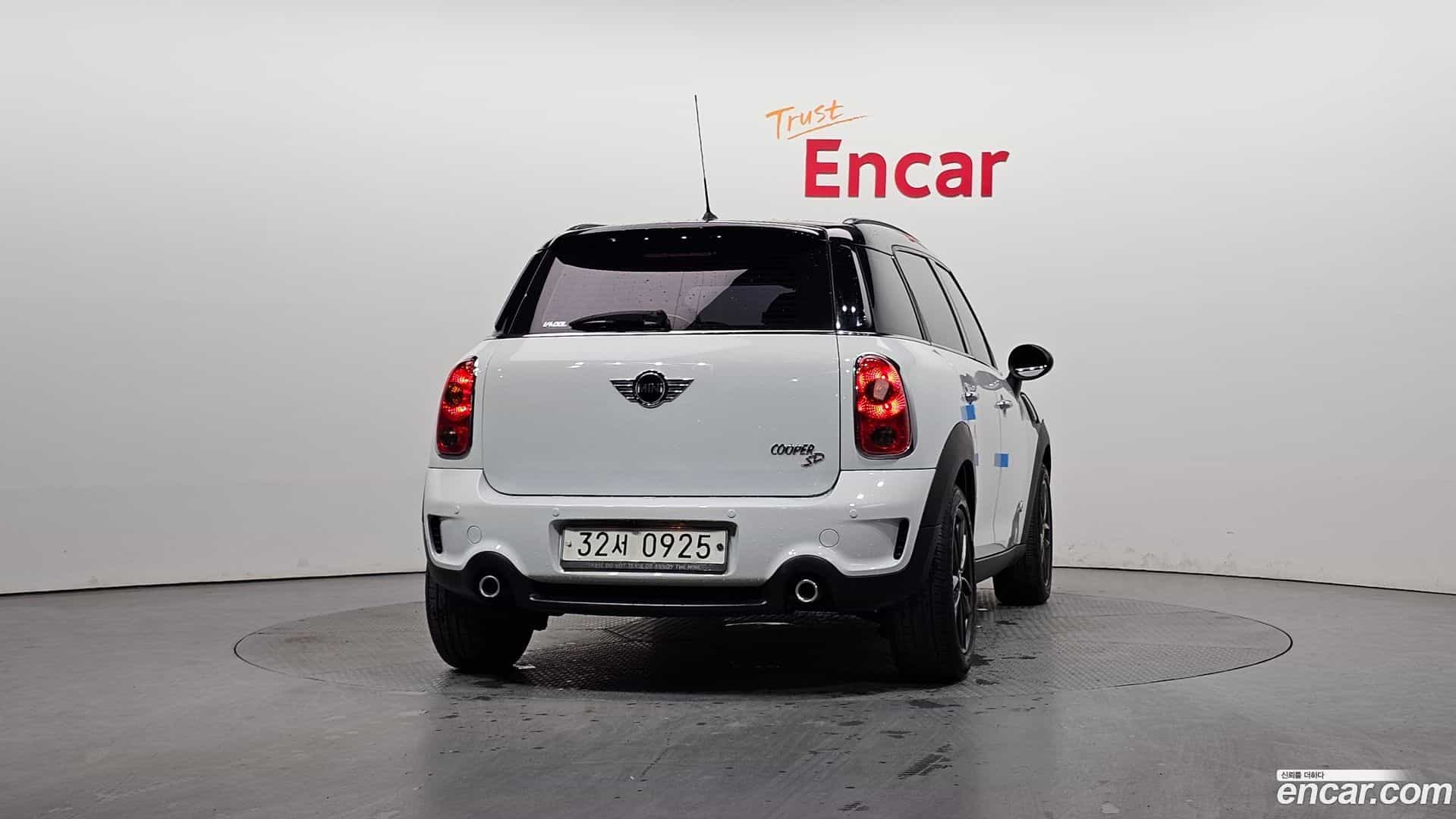 Countryman Mini 2011.11-OUTER-004