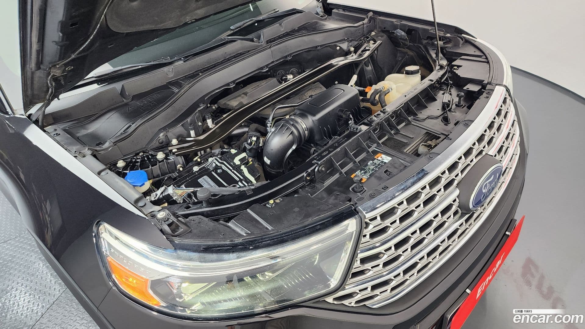 Main__Slider__Photo:Explorer Ford 2020.7-5