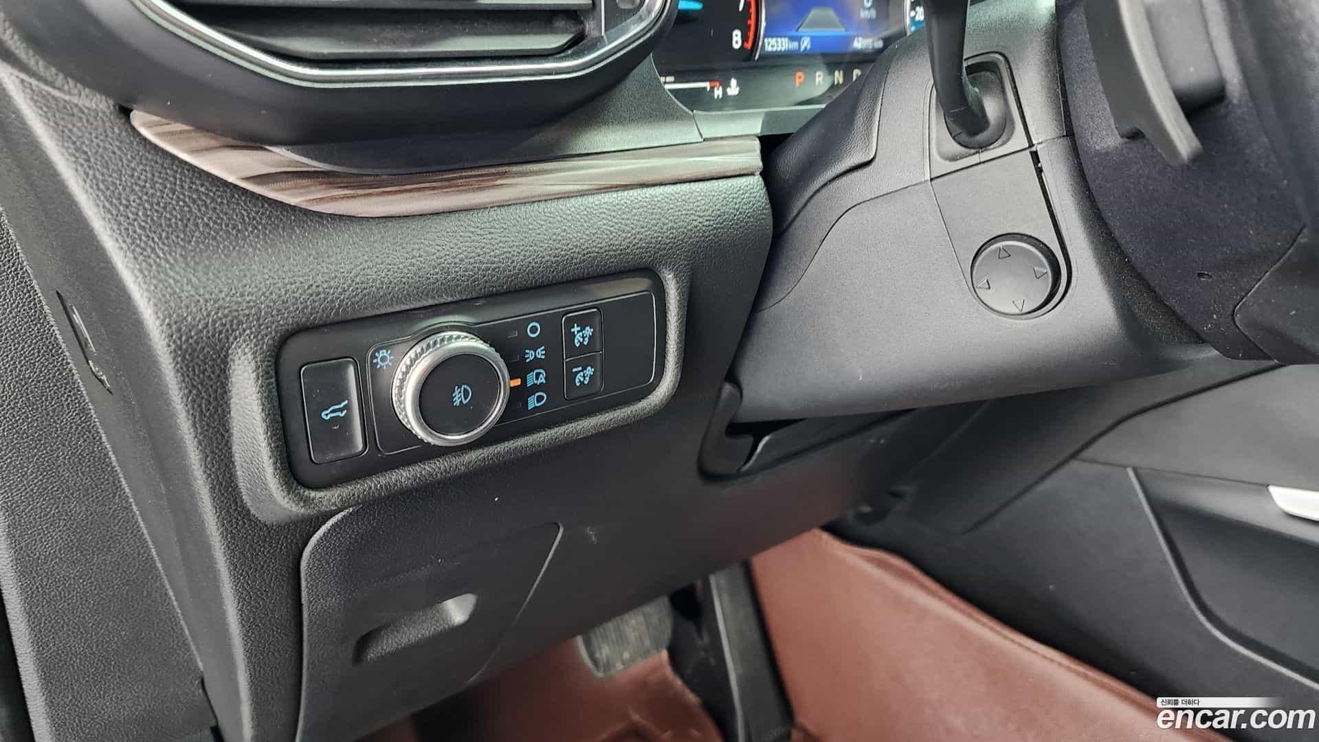 Explorer Ford 2020.7-OPTION-018