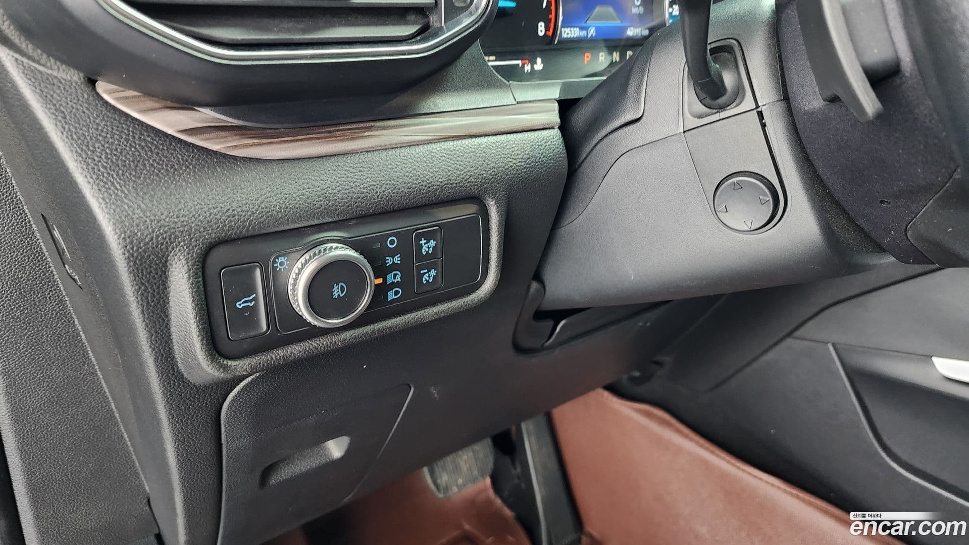 Main__Slider__Photo:Explorer Ford 2020.7-13