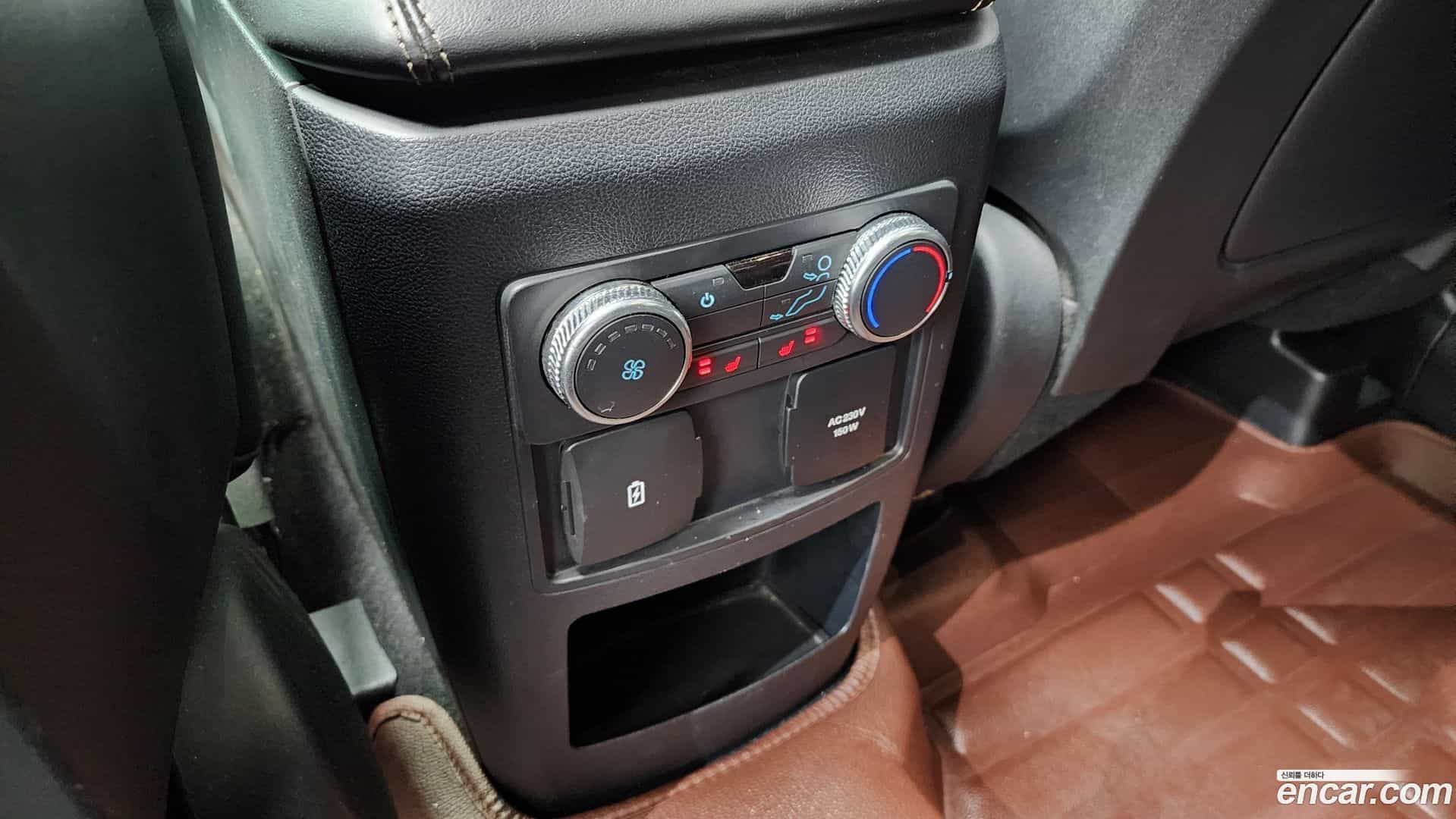 Explorer Ford 2020.7-OPTION-022