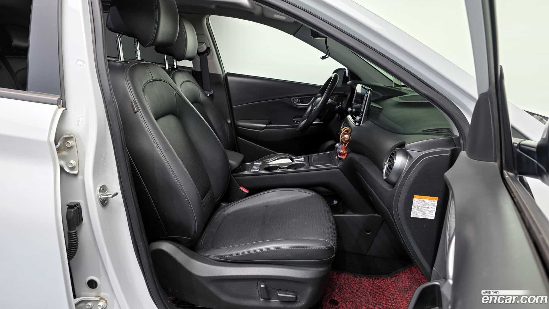 Kona Hyundai 2019.11-INNER-010