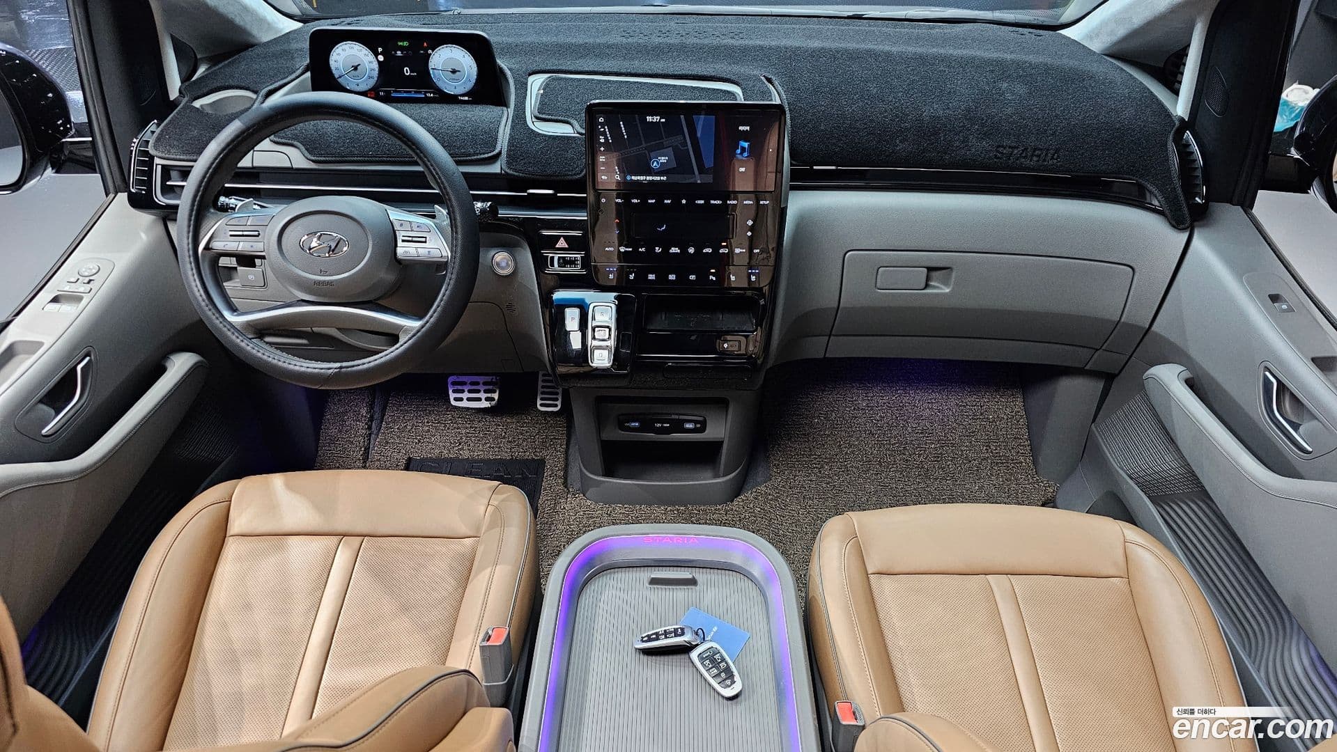 Main__Slider__Photo:Staria Hyundai 2023.0-6