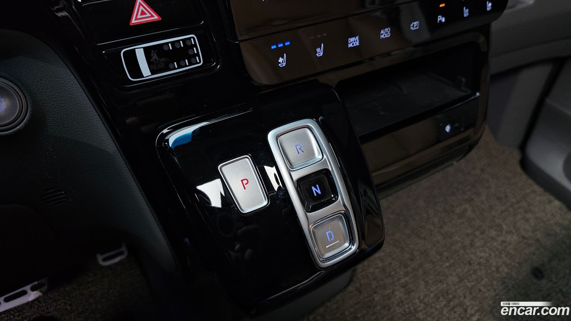 Main__Slider__Photo:Staria Hyundai 2023.0-8