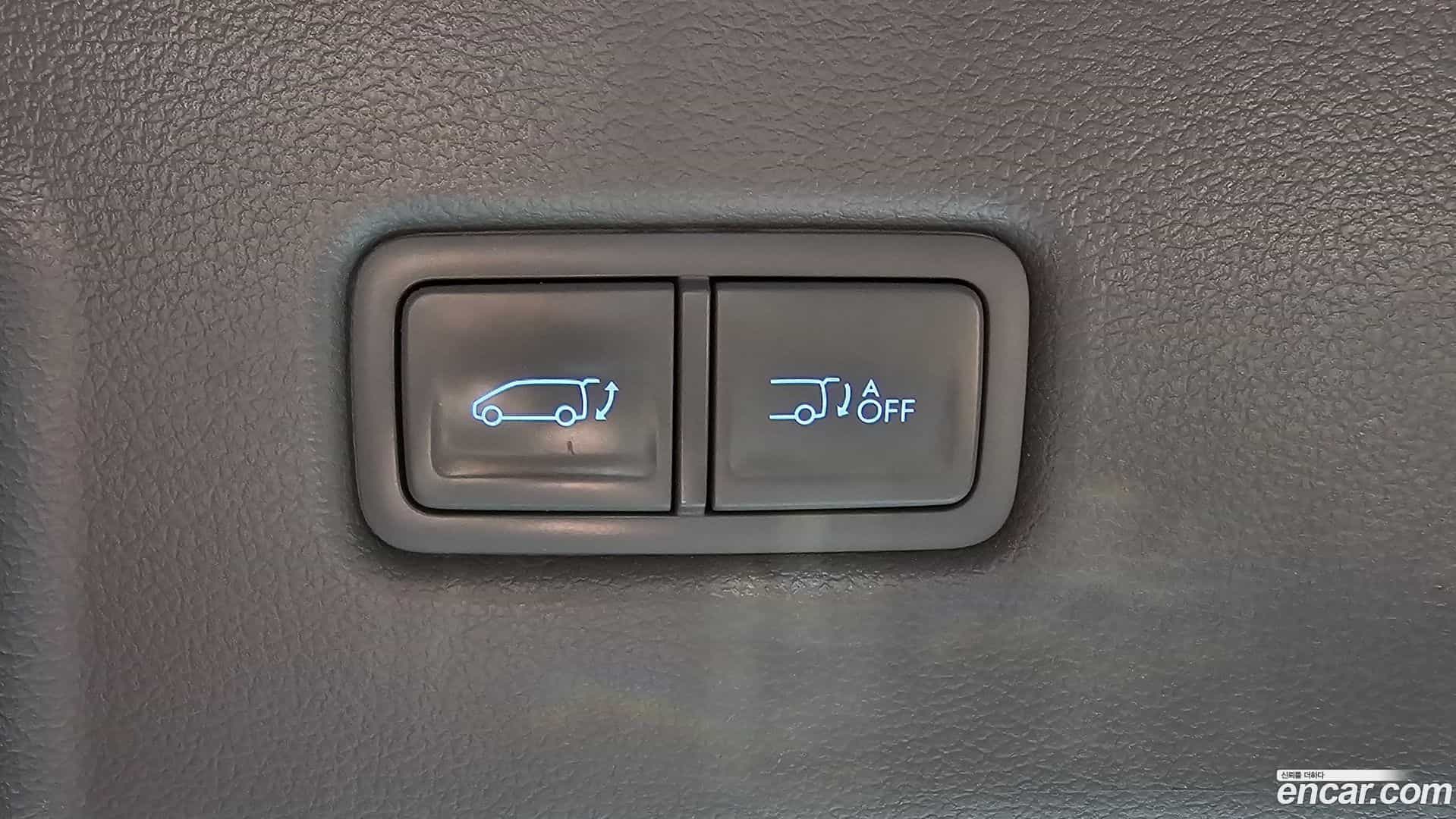 Staria Hyundai 2023.0-OPTION-024