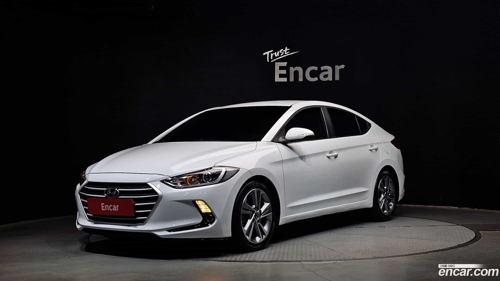 AVANTE Hyundai 2017.9-OUTER-001