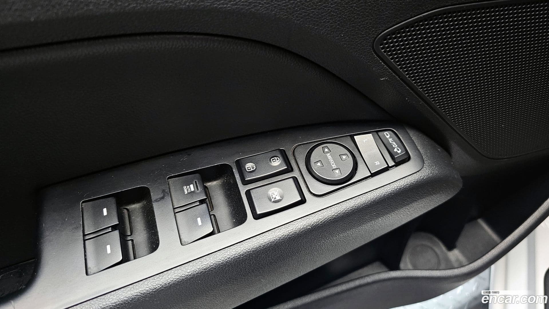 Main__Slider__Photo:AVANTE Hyundai 2017.9-18