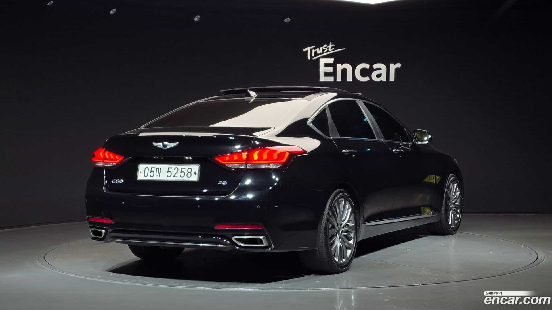 G80 Genesis 2017.1-OUTER-002