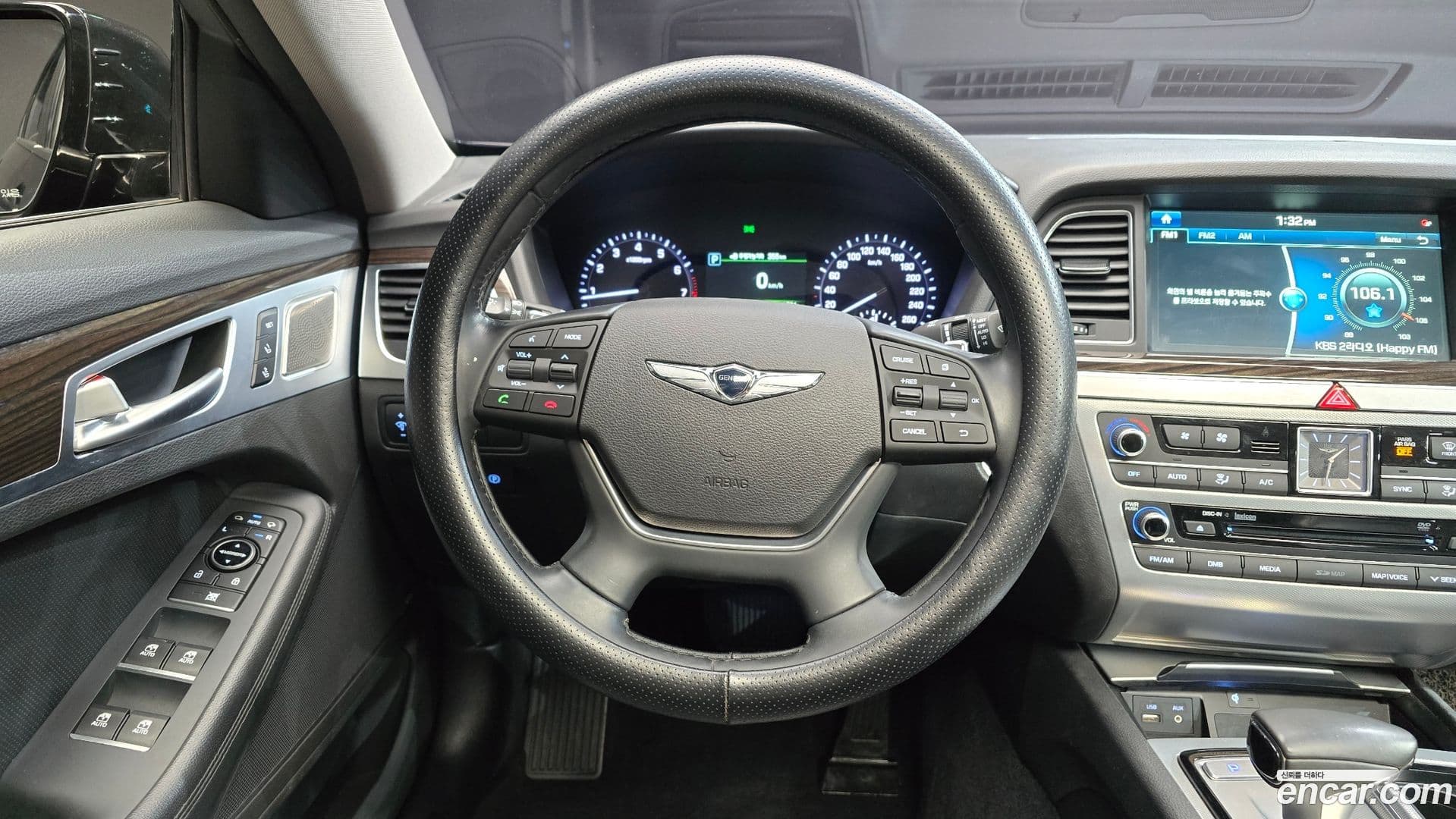 Main__Slider__Photo:G80 Genesis 2017.1-12