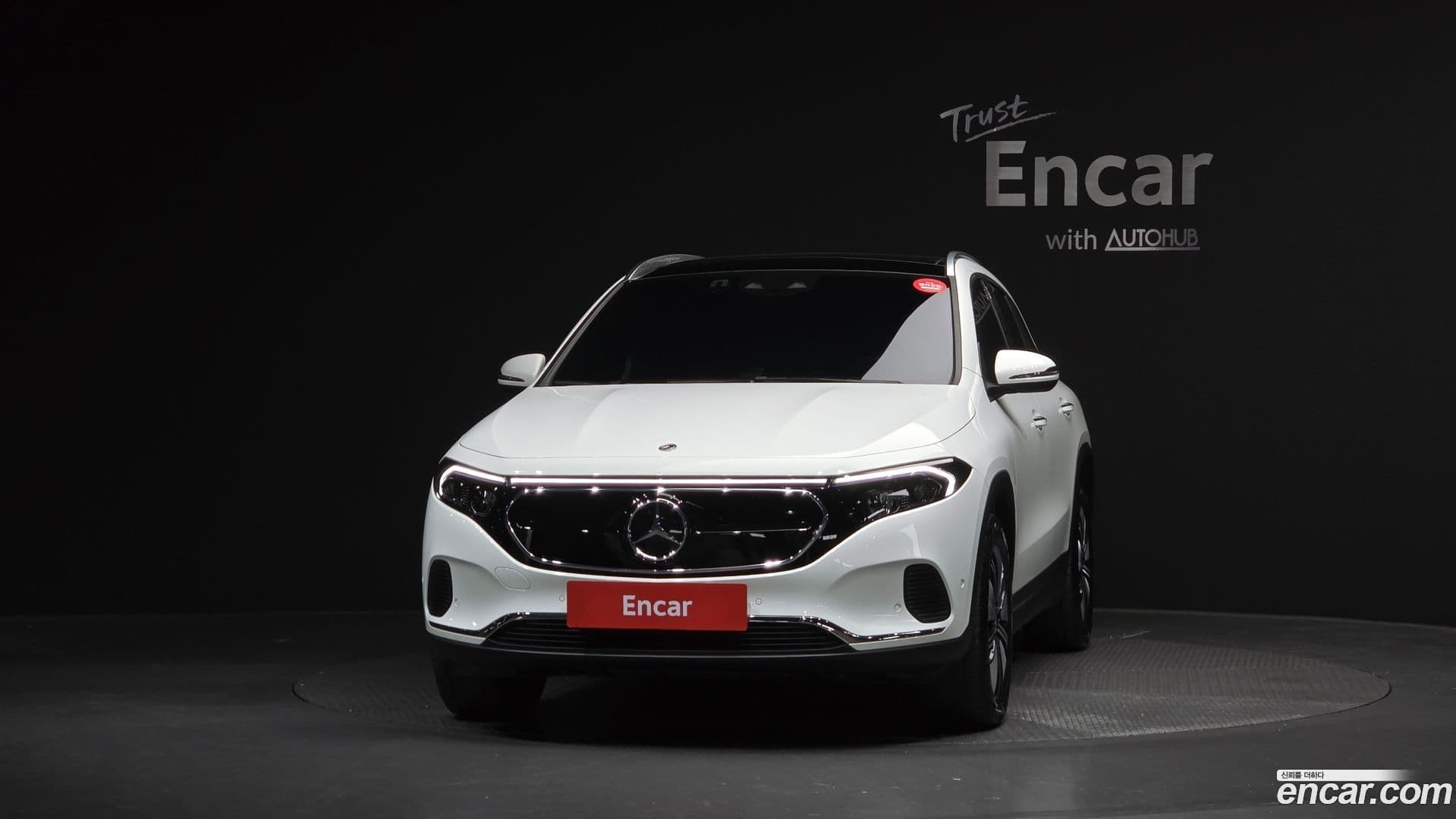 Main__Slider__Photo:EQA Mercedes-Benz 2023.4-2