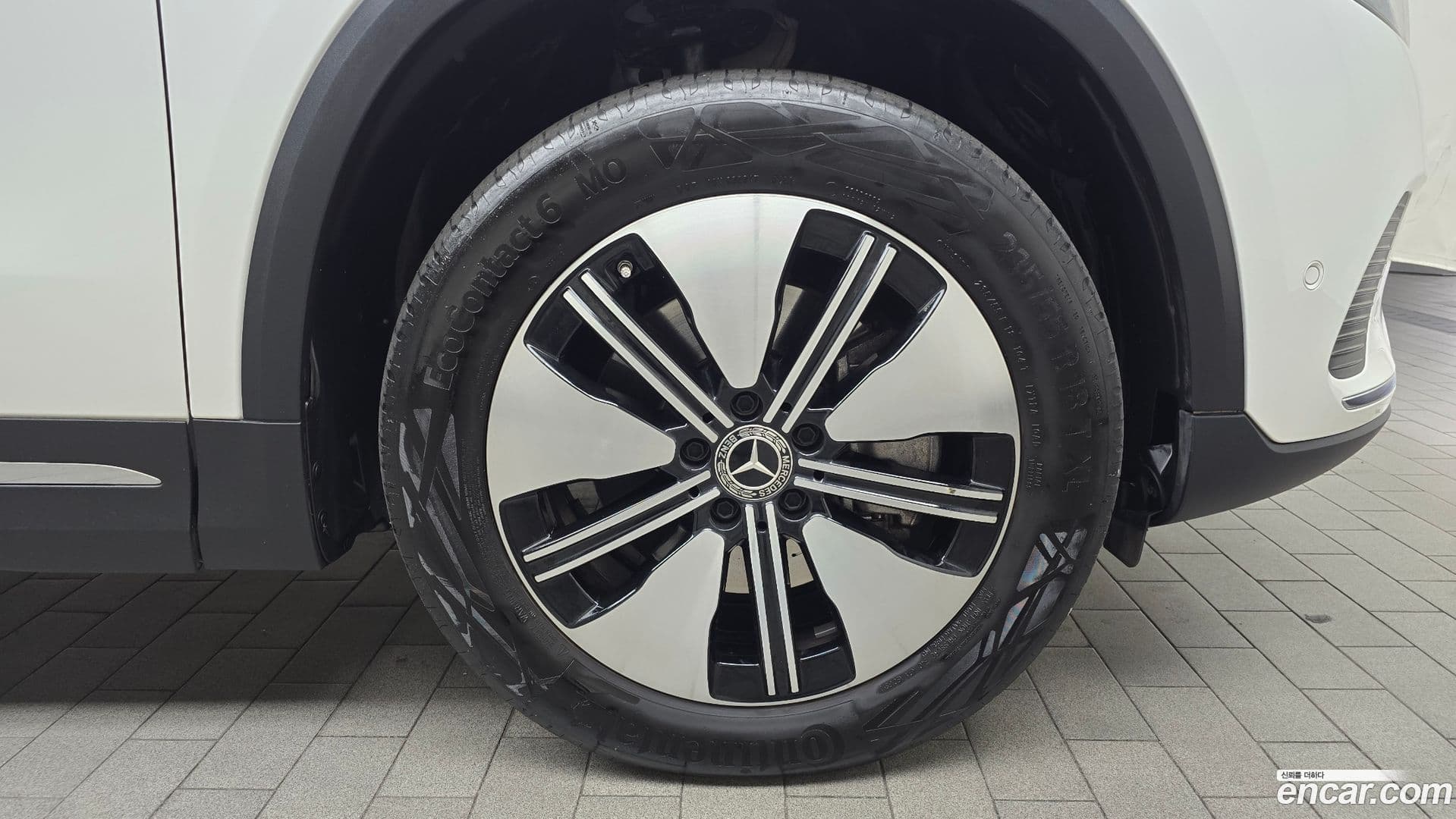 Main__Slider__Photo:EQA Mercedes-Benz 2023.4-4