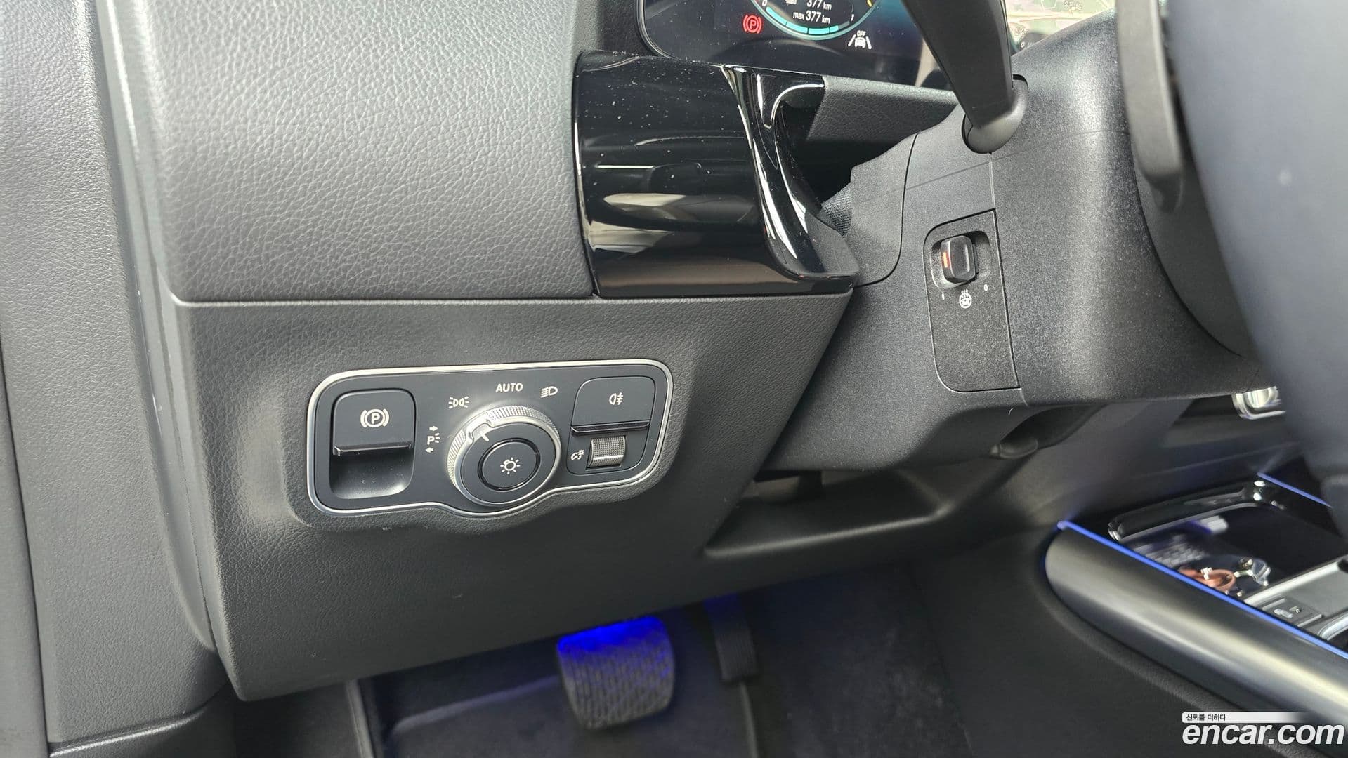 Main__Slider__Photo:EQA Mercedes-Benz 2023.4-17