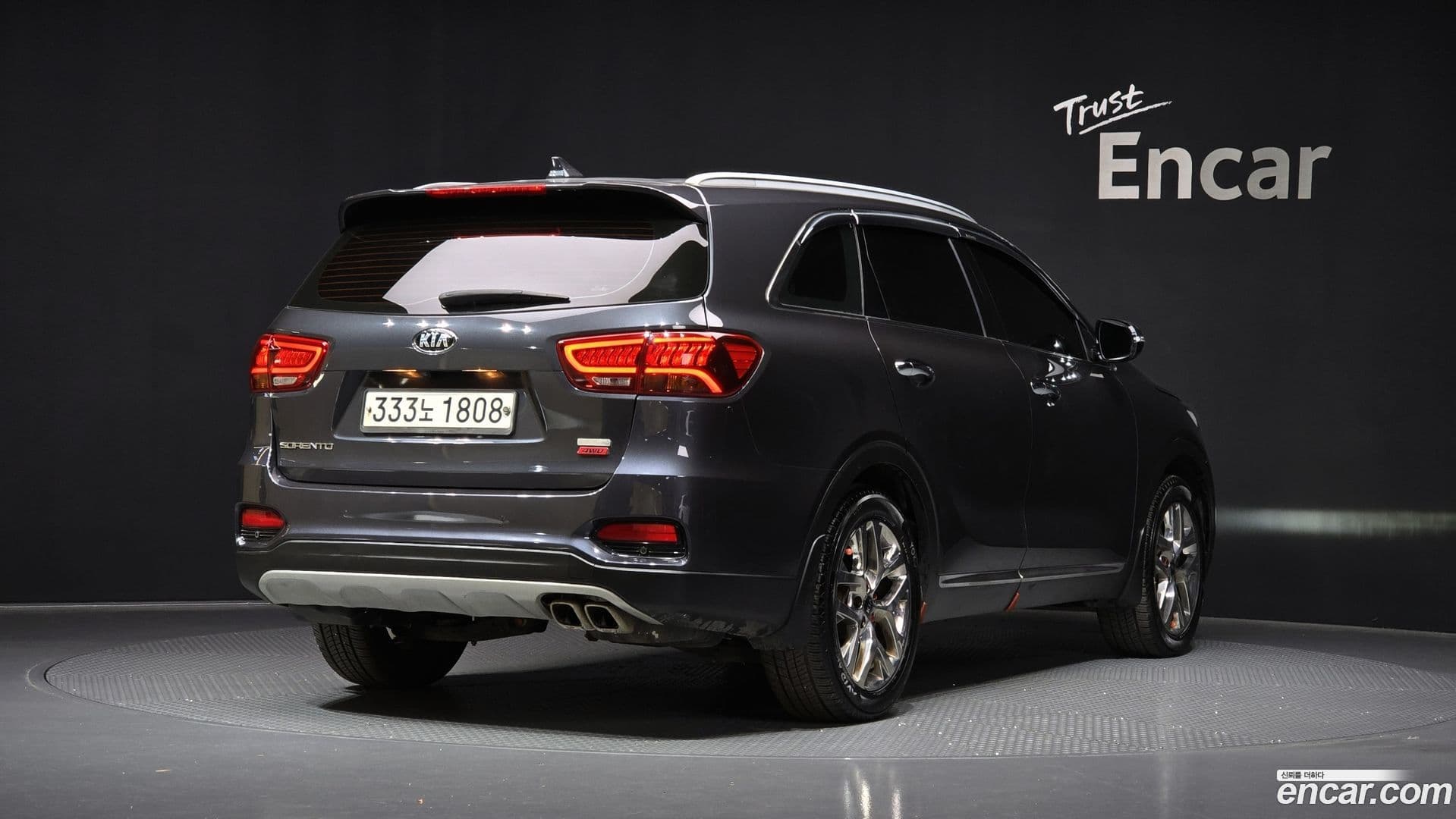 Main__Slider__Photo:Sorento Kia 2020.1-1