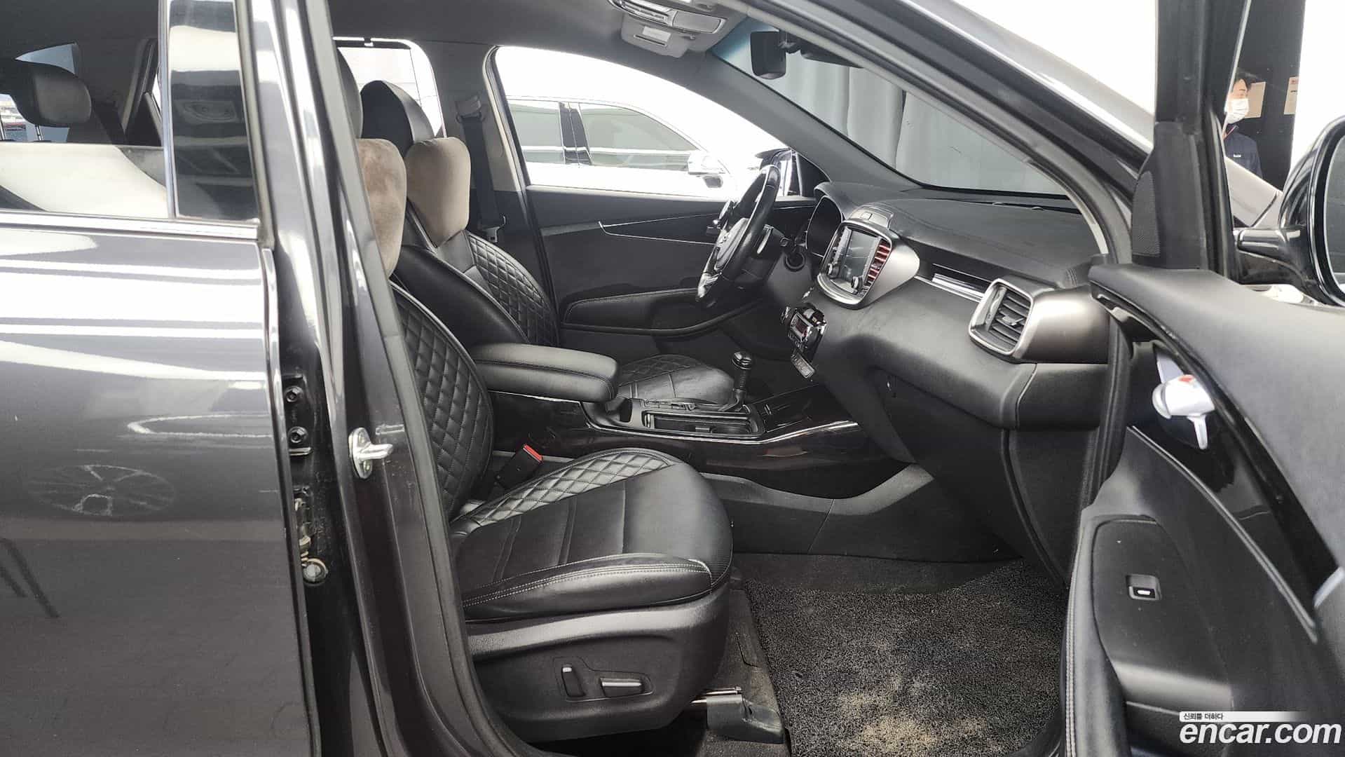 Sorento Kia 2020.1-OPTION-015