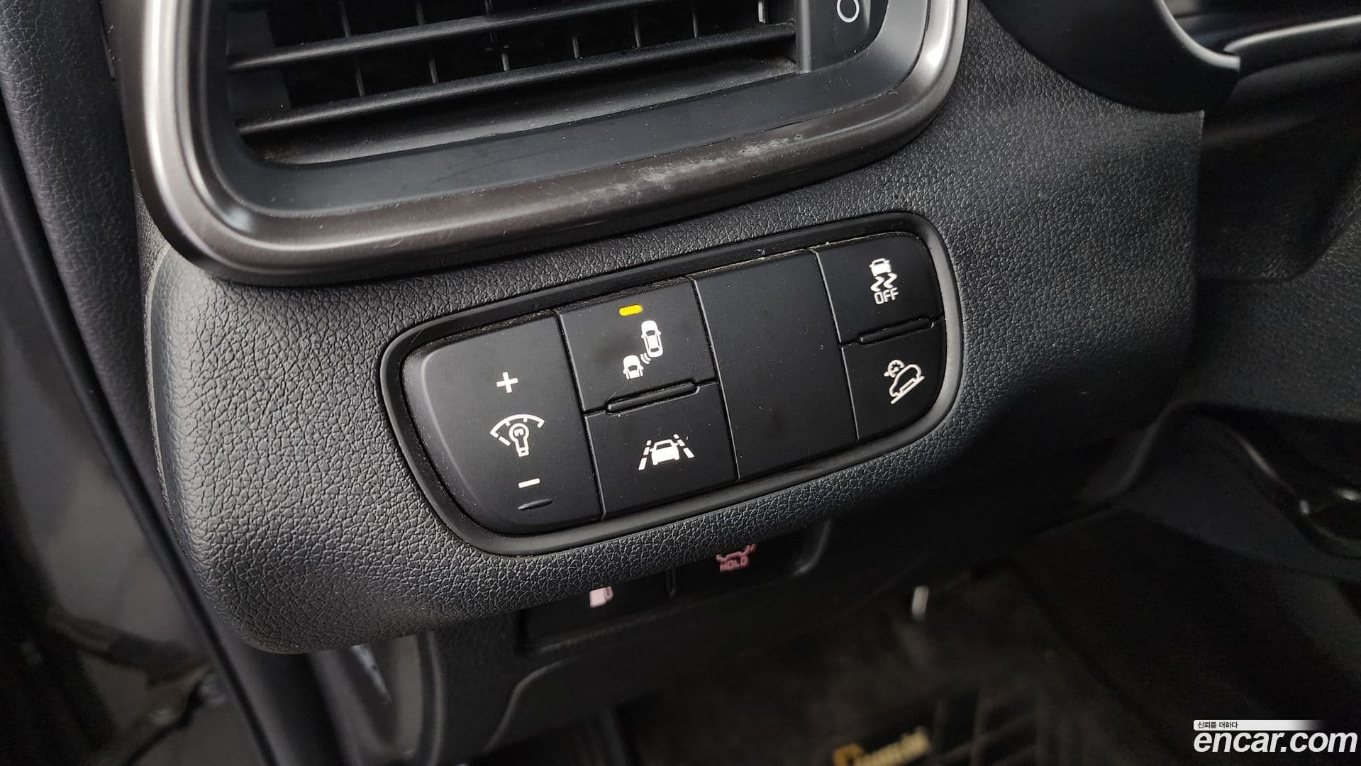 Main__Slider__Photo:Sorento Kia 2020.1-15