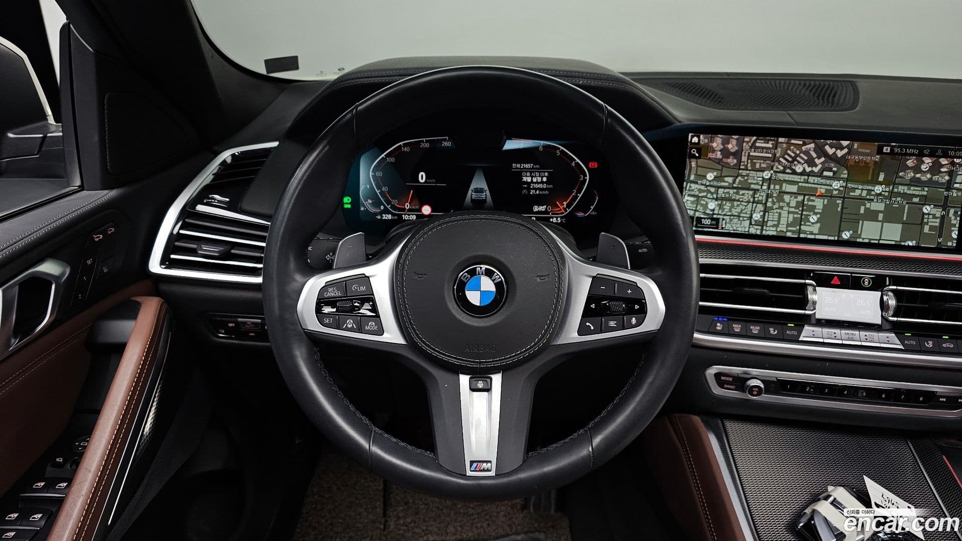 Main__Slider__Photo:X6 BMW 2022.6-12