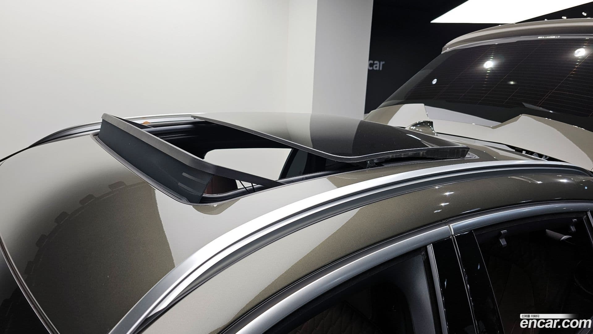 Main__Slider__Photo:X6 BMW 2022.6-16