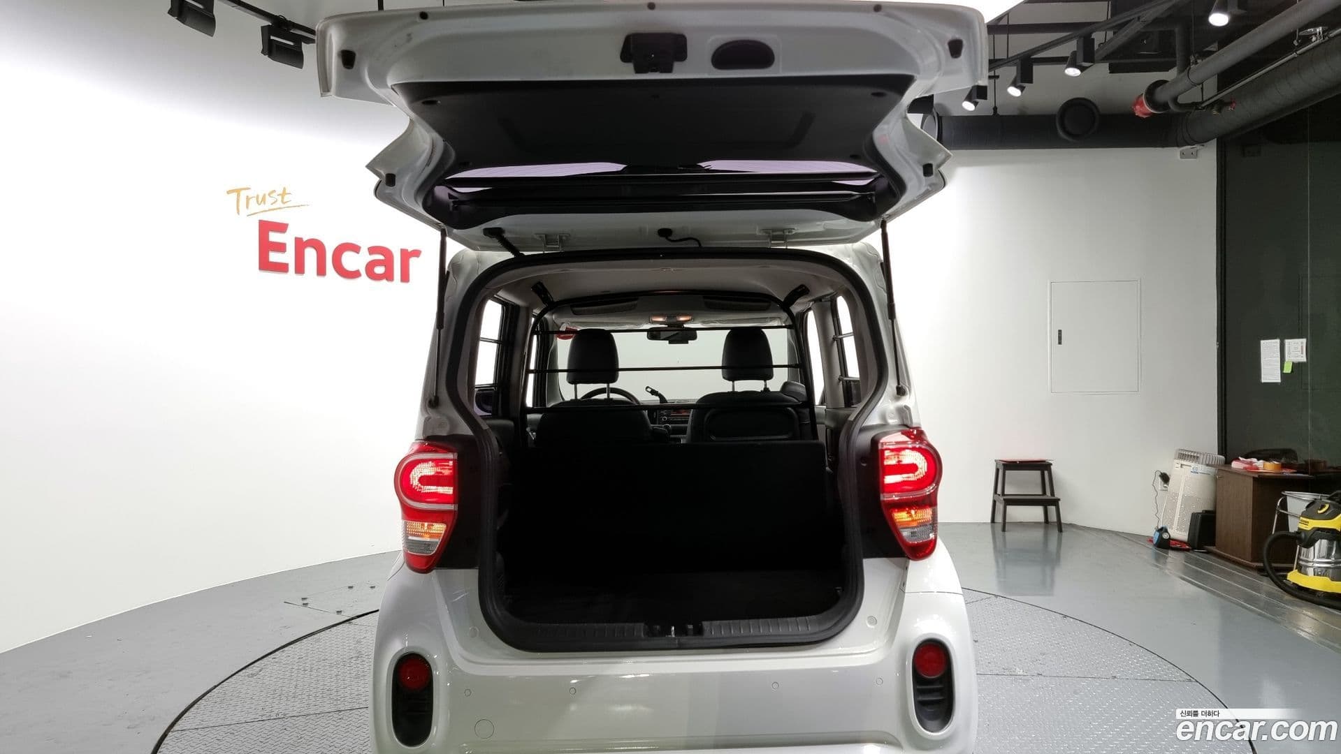 Main__Slider__Photo:RAY Kia 2021.6-19