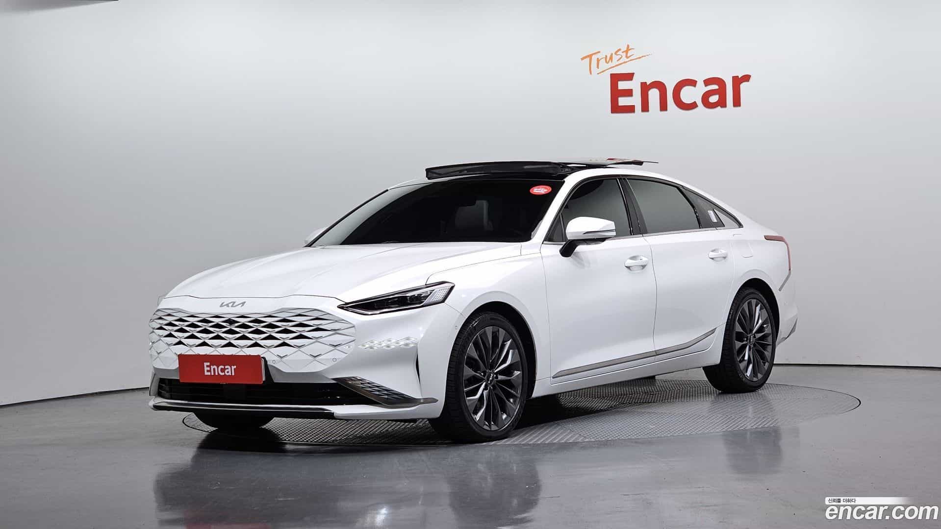 K8 Kia 2023.4-OUTER-001