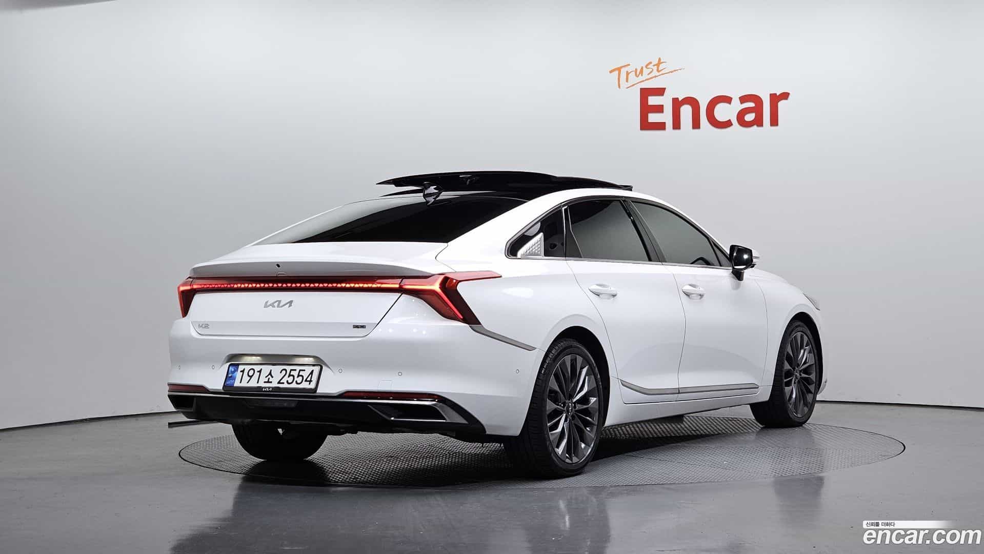 K8 Kia 2023.4-OUTER-002